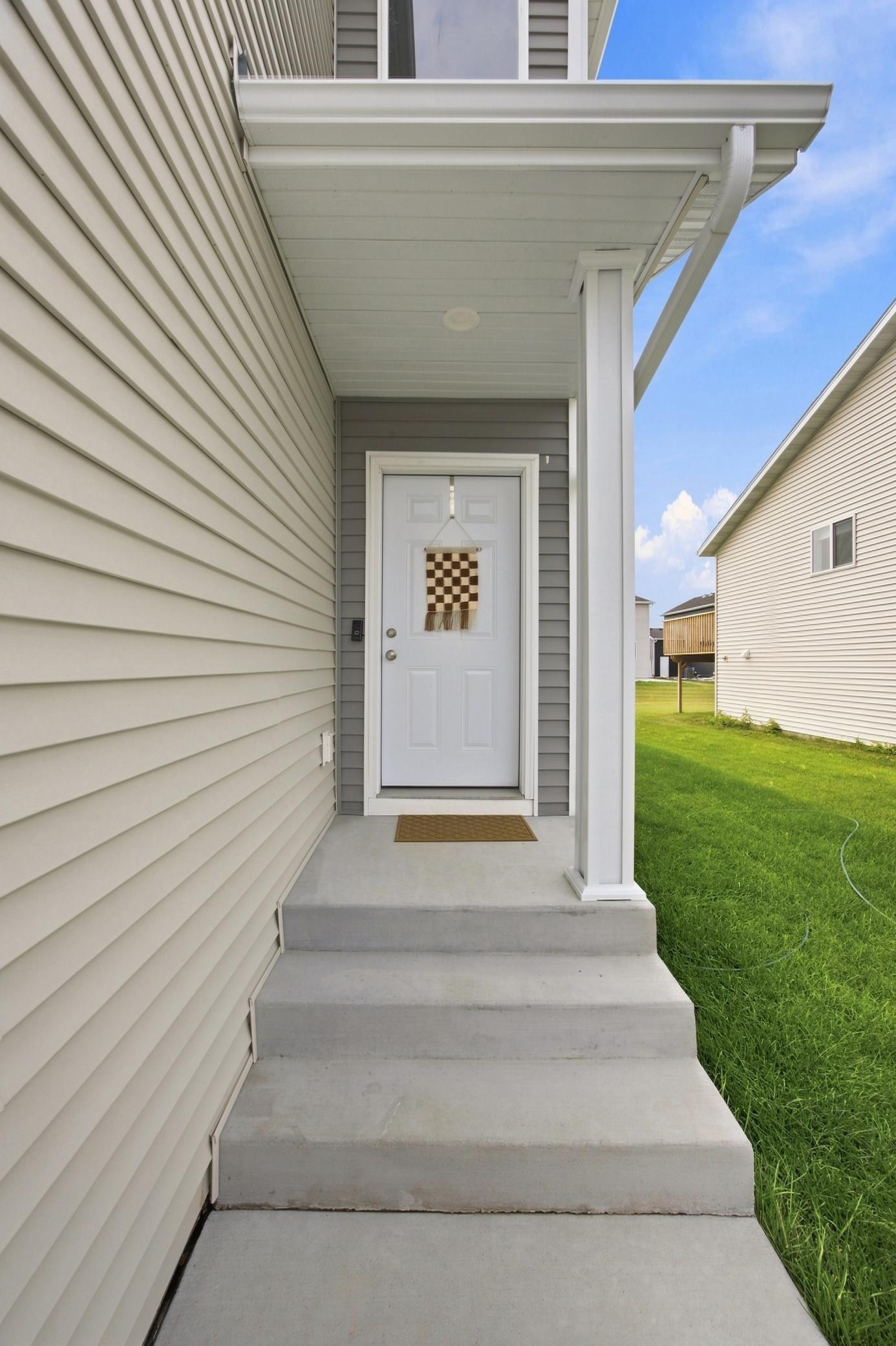 3rd image of 2587 Fulton Loop S, Fargo, ND 58104 | MLS# 7126496