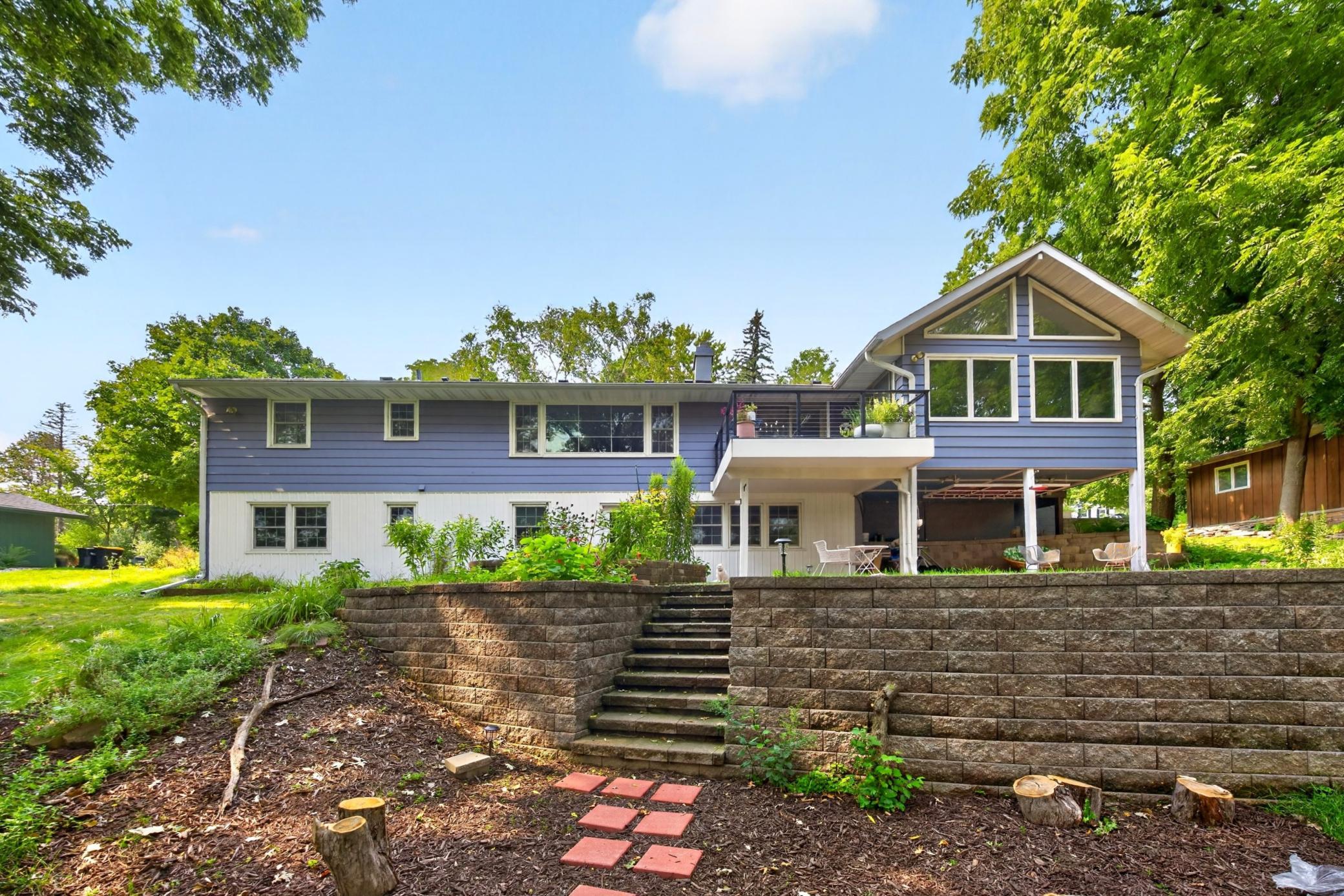 3rd image of 1516 Woodland Dr Sw, Rochester, MN 55902 | MLS# 7126508