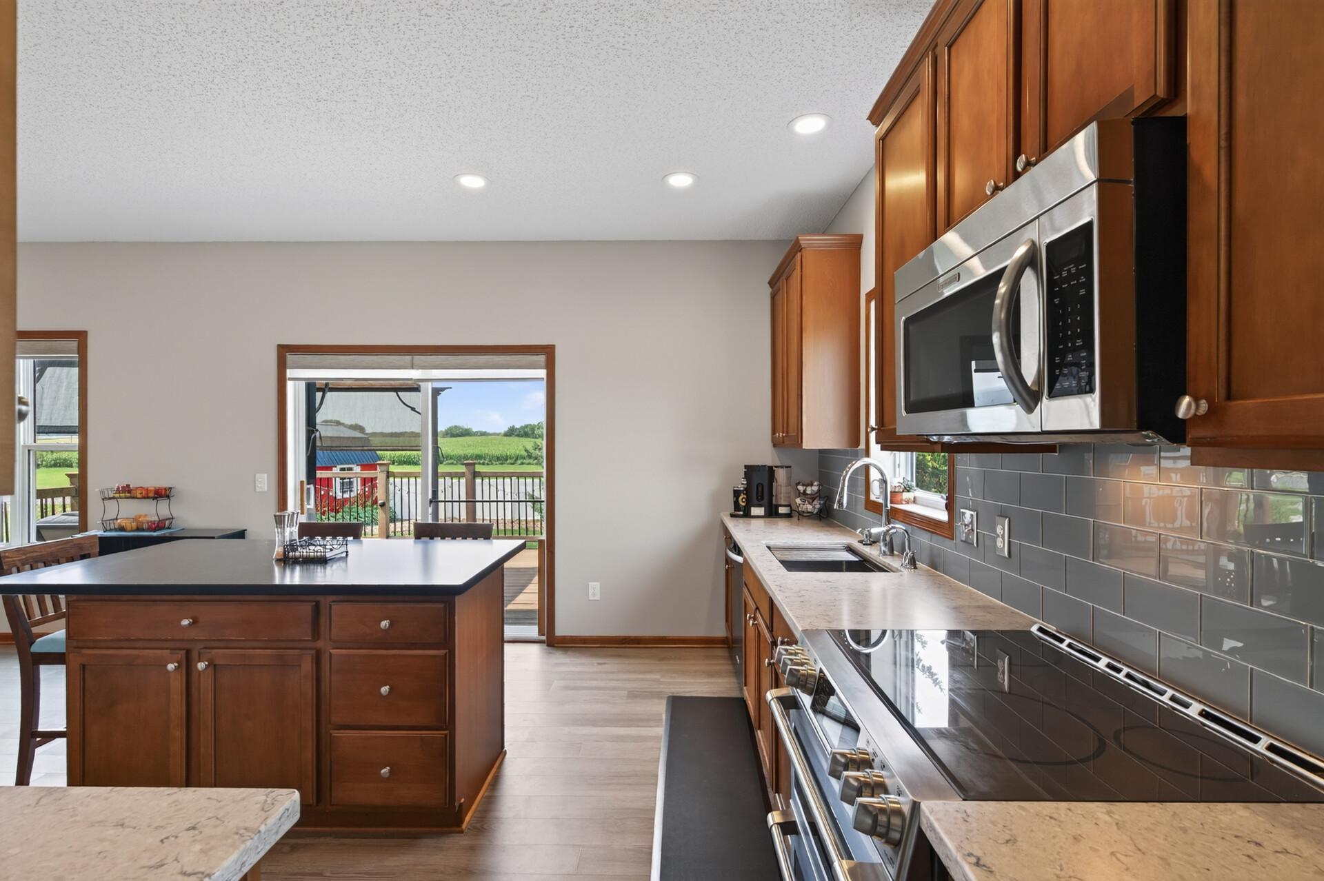 5th image of 105 6Th St Sw, Delano, MN 55328 | MLS# 7126521