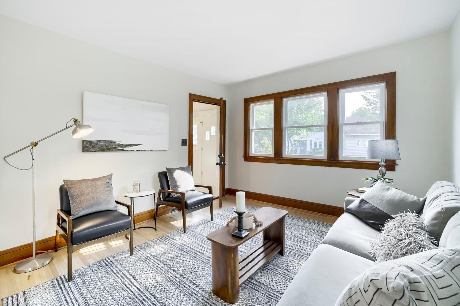 4th image of 3904 43Rd Ave S, Minneapolis, MN 55406 | MLS# 7126543