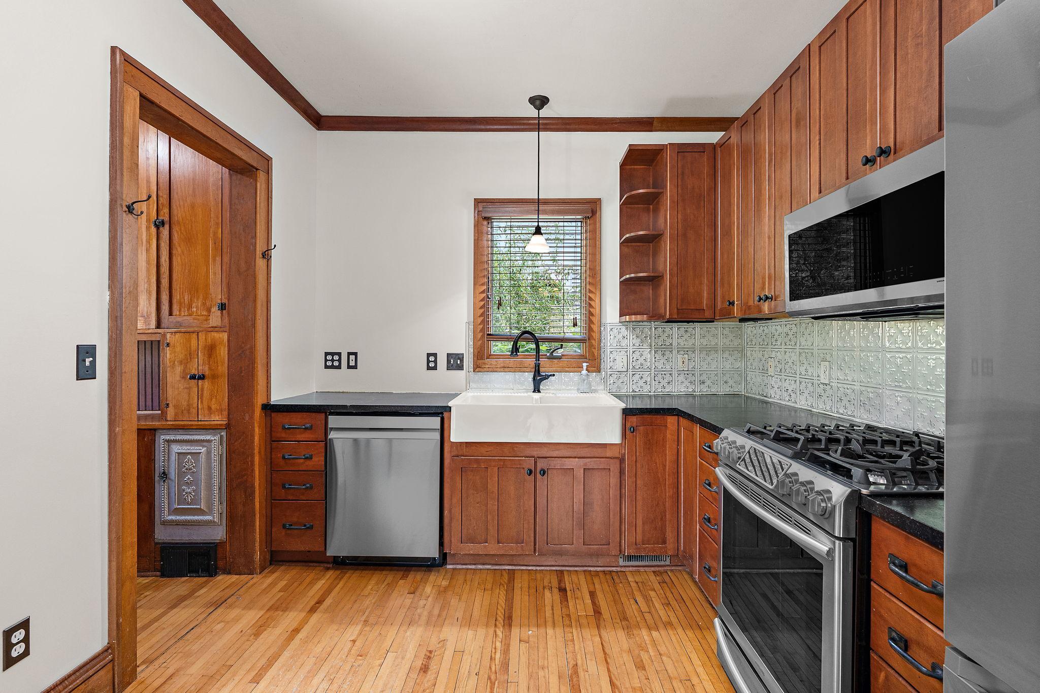 3rd image of 4124 11Th Ave S, Minneapolis, MN 55407 | MLS# 7126563