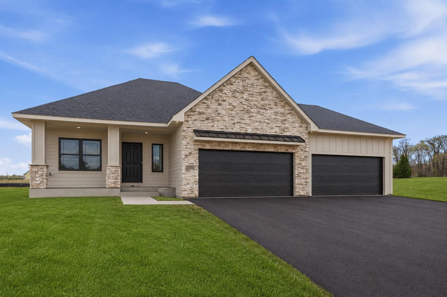 1st image of 909 Acorn Ct, Hudson, WI 54016 | MLS# 7126576