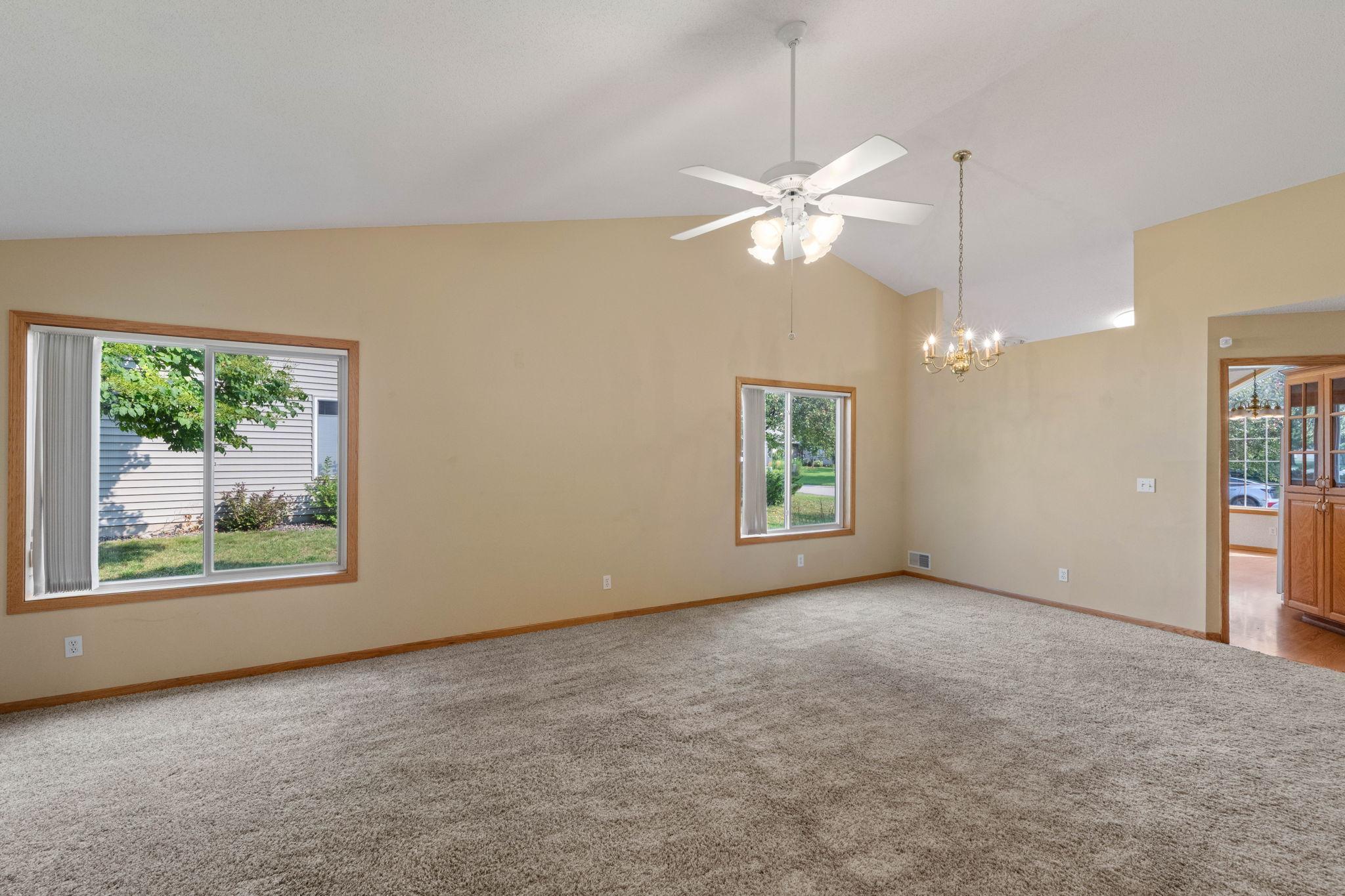 5th image of 2964 Aldrich Trl, Saint Paul, MN 55125 | MLS# 7126596