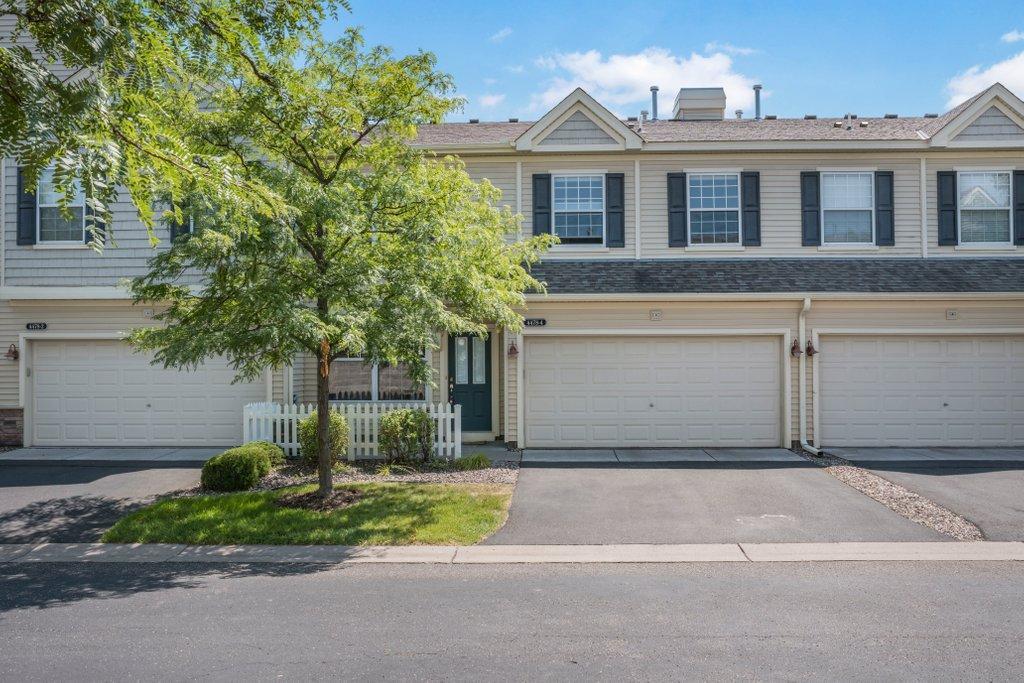 1st image of 4478 Rosemary Wy #4, Hugo, MN 55038 | MLS# 7126619