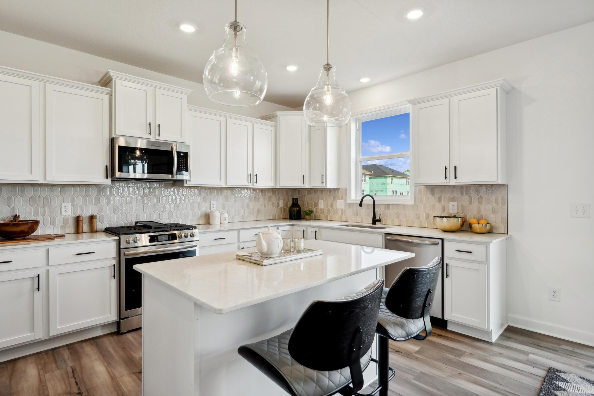 3rd image of 8933 Periwinkle Blvd, Saint Paul, MN 55129 | MLS# 7126636