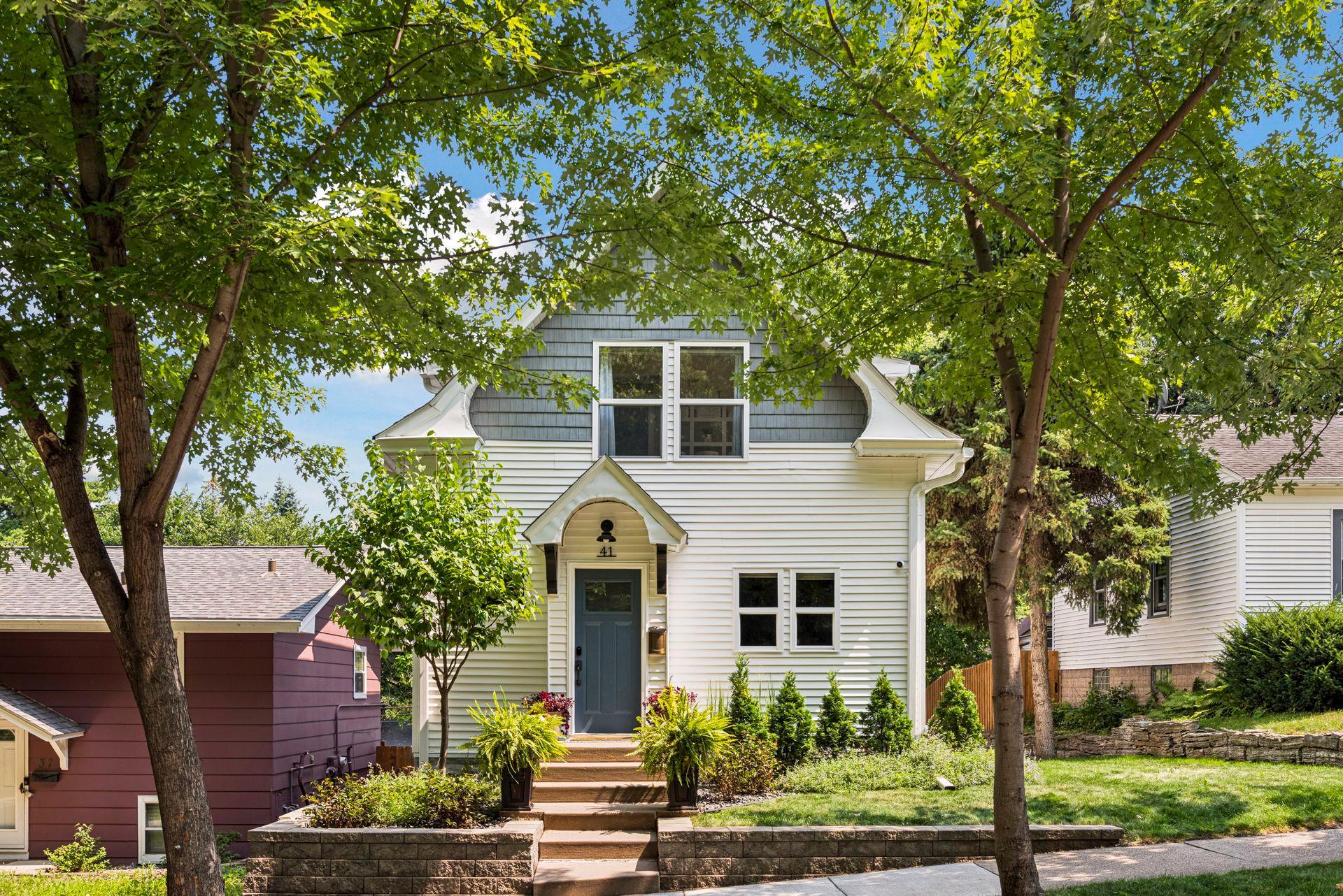 1st image of 41 Russell Ave S, Minneapolis, MN 55405 | MLS# 7126648