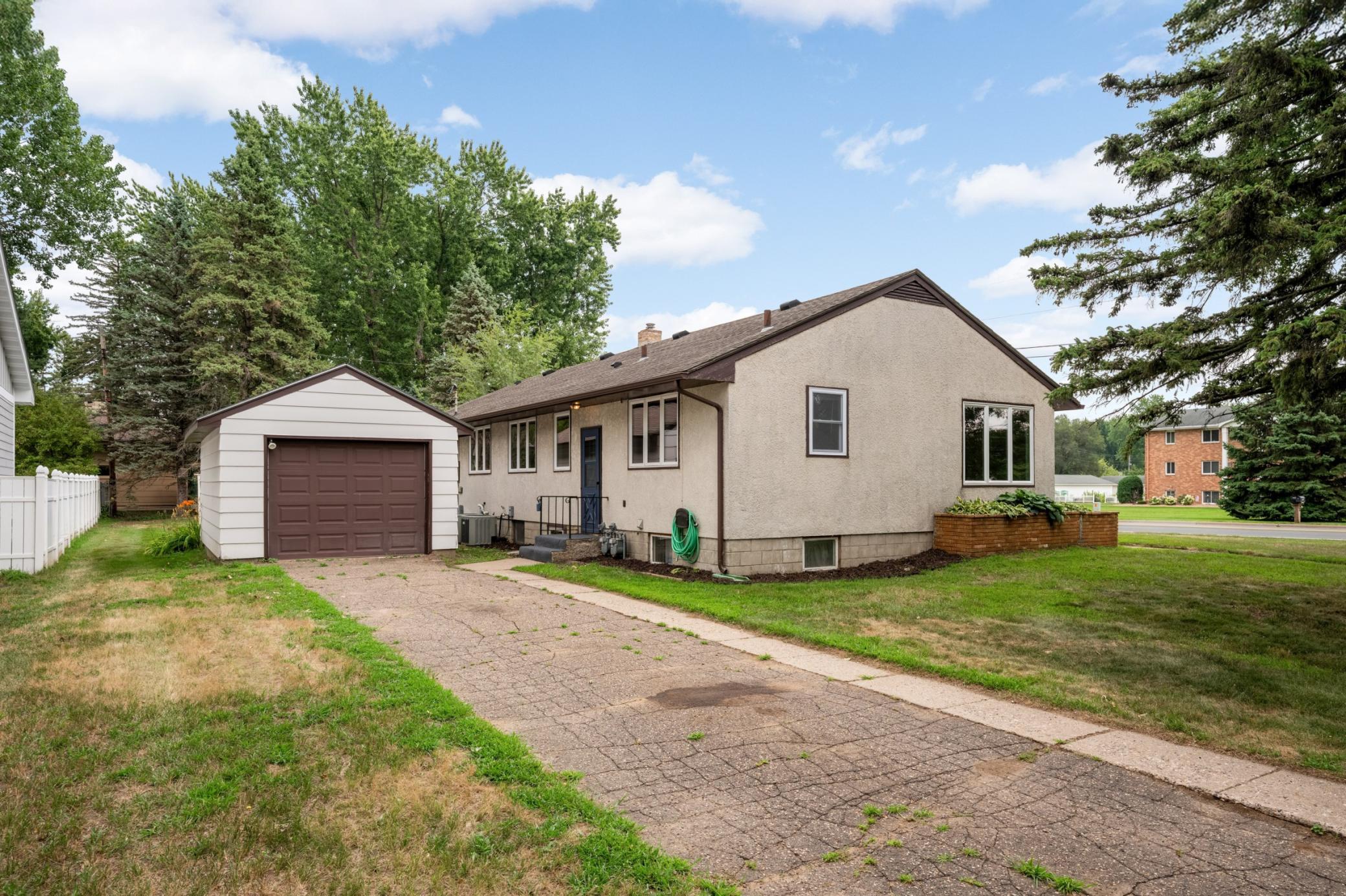 3rd image of 1735 4Th St, Saint Paul, MN 55110 | MLS# 7126655