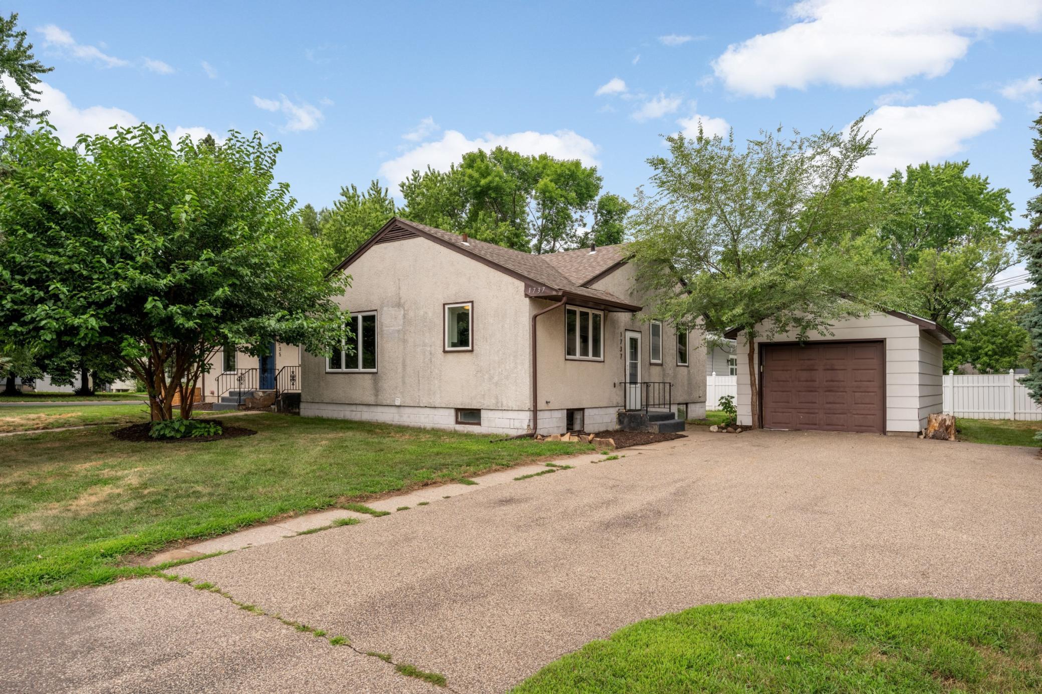 2nd image of 1735 4th St, Saint Paul, MN 55110 | MLS# 7126655