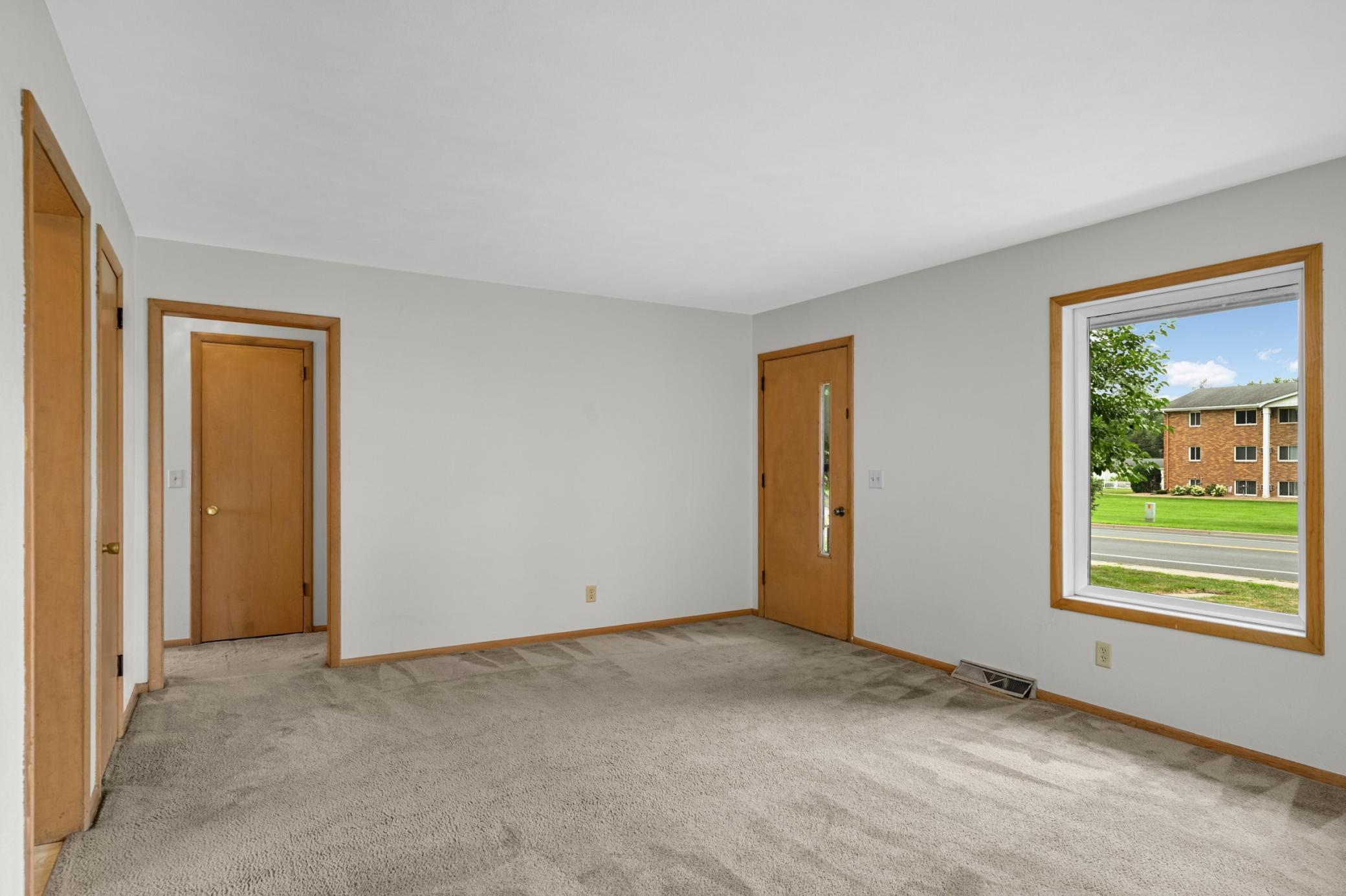 5th image of 1735 4Th St, Saint Paul, MN 55110 | MLS# 7126655