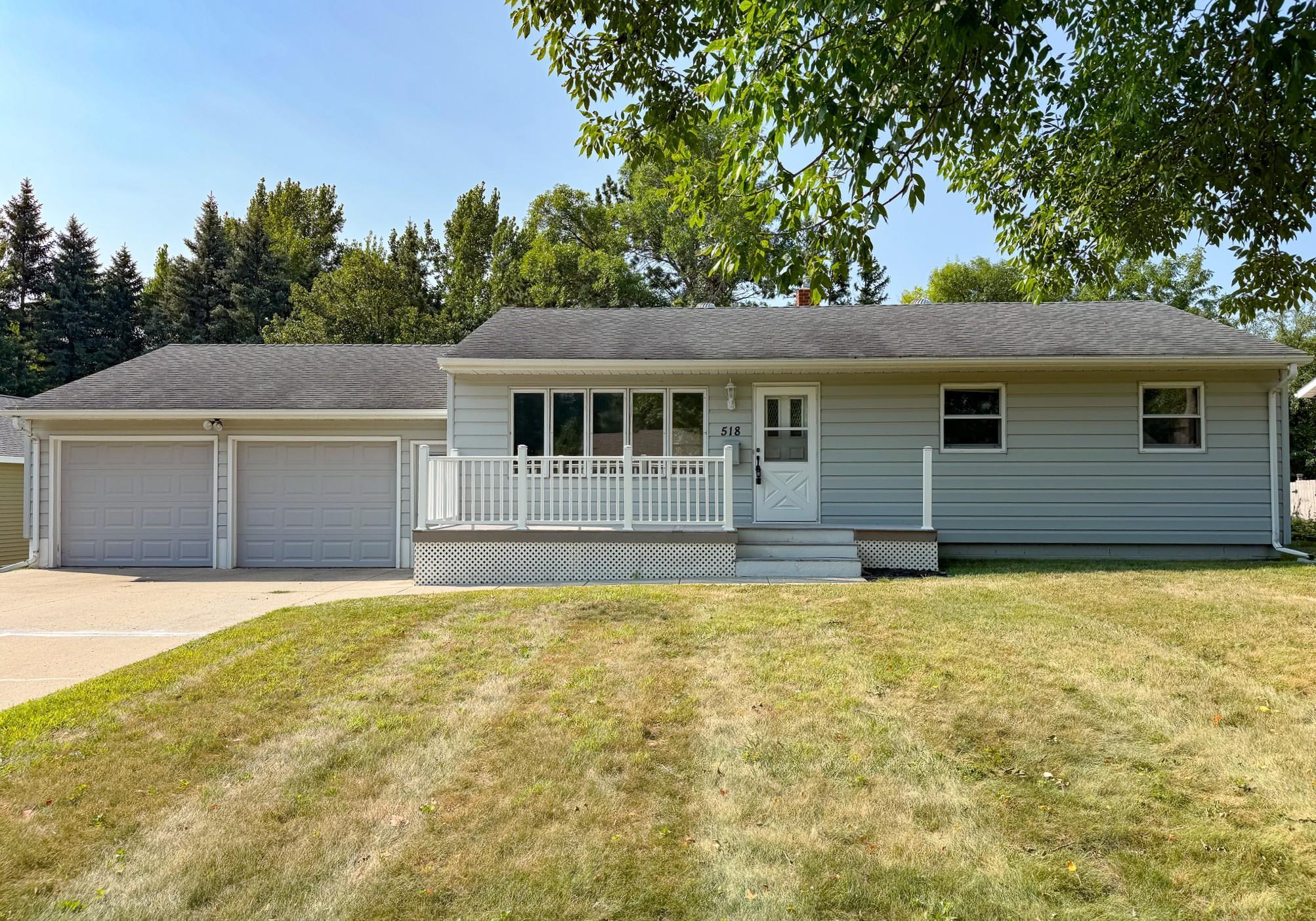 2nd image of 518 E Saint Charles Ave, Fergus Falls, MN 56537 | MLS# 7126710