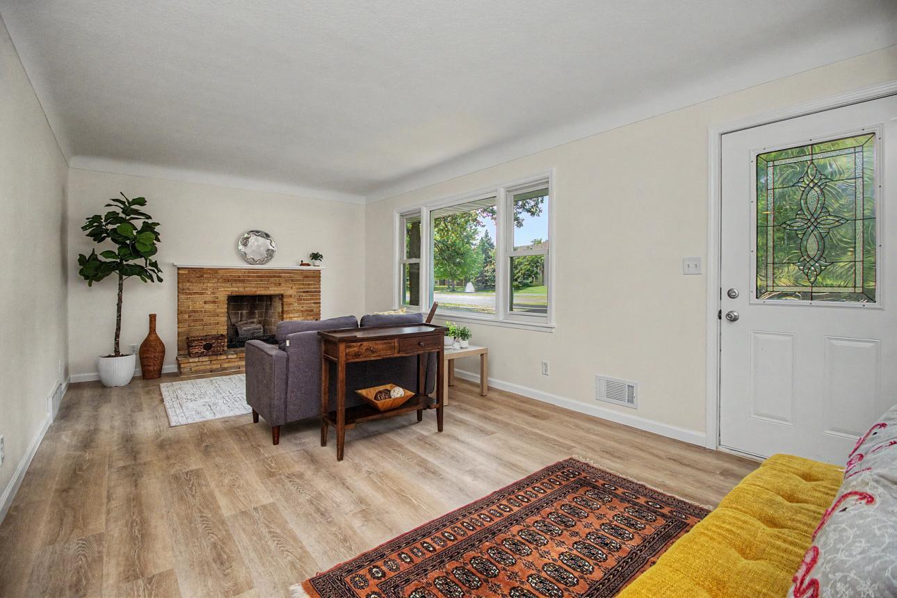 3rd image of 6230 Cahill Ave, Inver Grove Heights, MN 55076 | MLS# 7126725