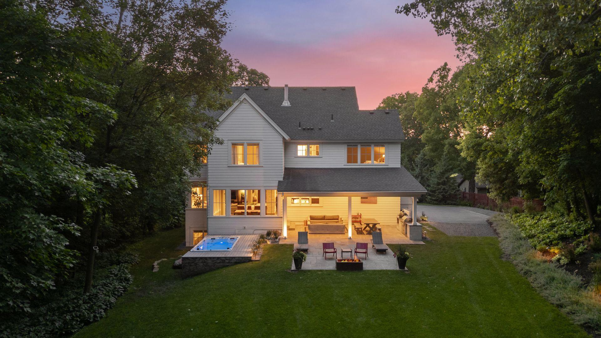 2nd image of 20575 Manor Rd, Excelsior, MN 55331 | MLS# 7126789