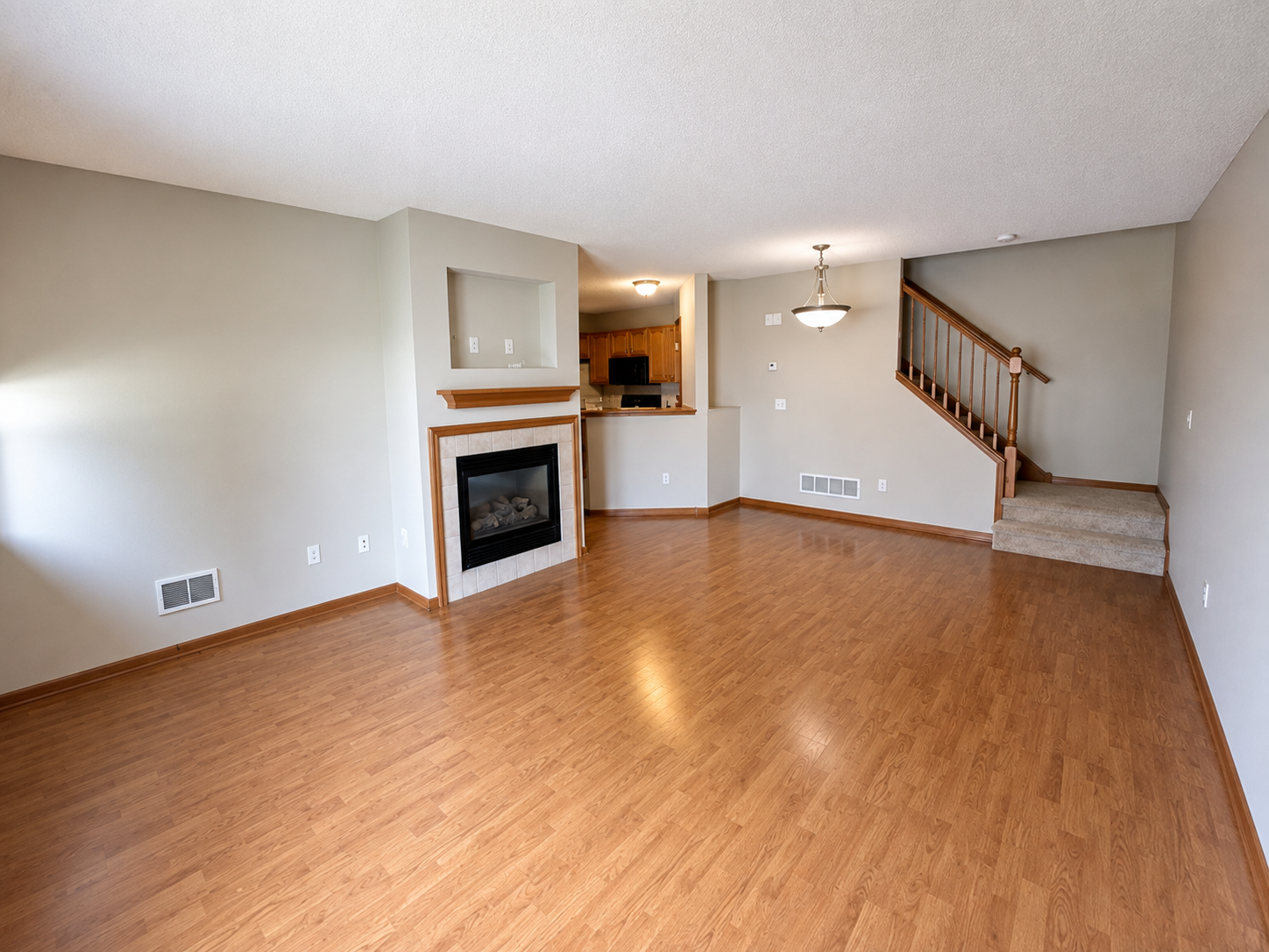 5th image of 6452 158Th St W, Saint Paul, MN 55124 | MLS# 7126823