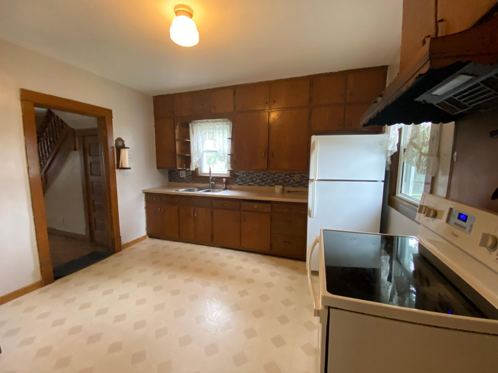 5th image of 1224 Frank Hall Dr, Albert Lea, MN 56007 | MLS# 7126877