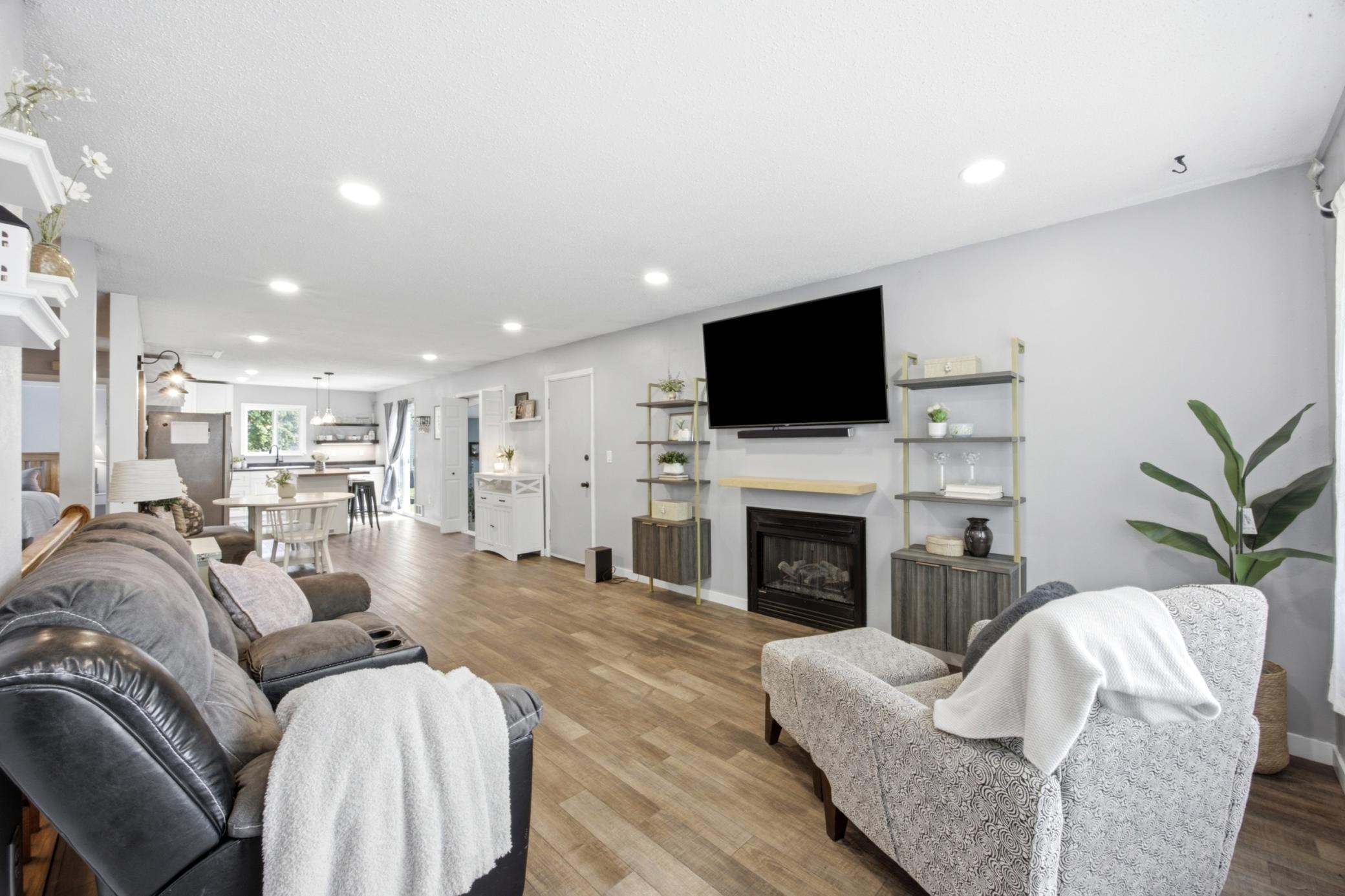 5th image of 428 Brook Ave, Moorhead, MN 56560 | MLS# 7126935