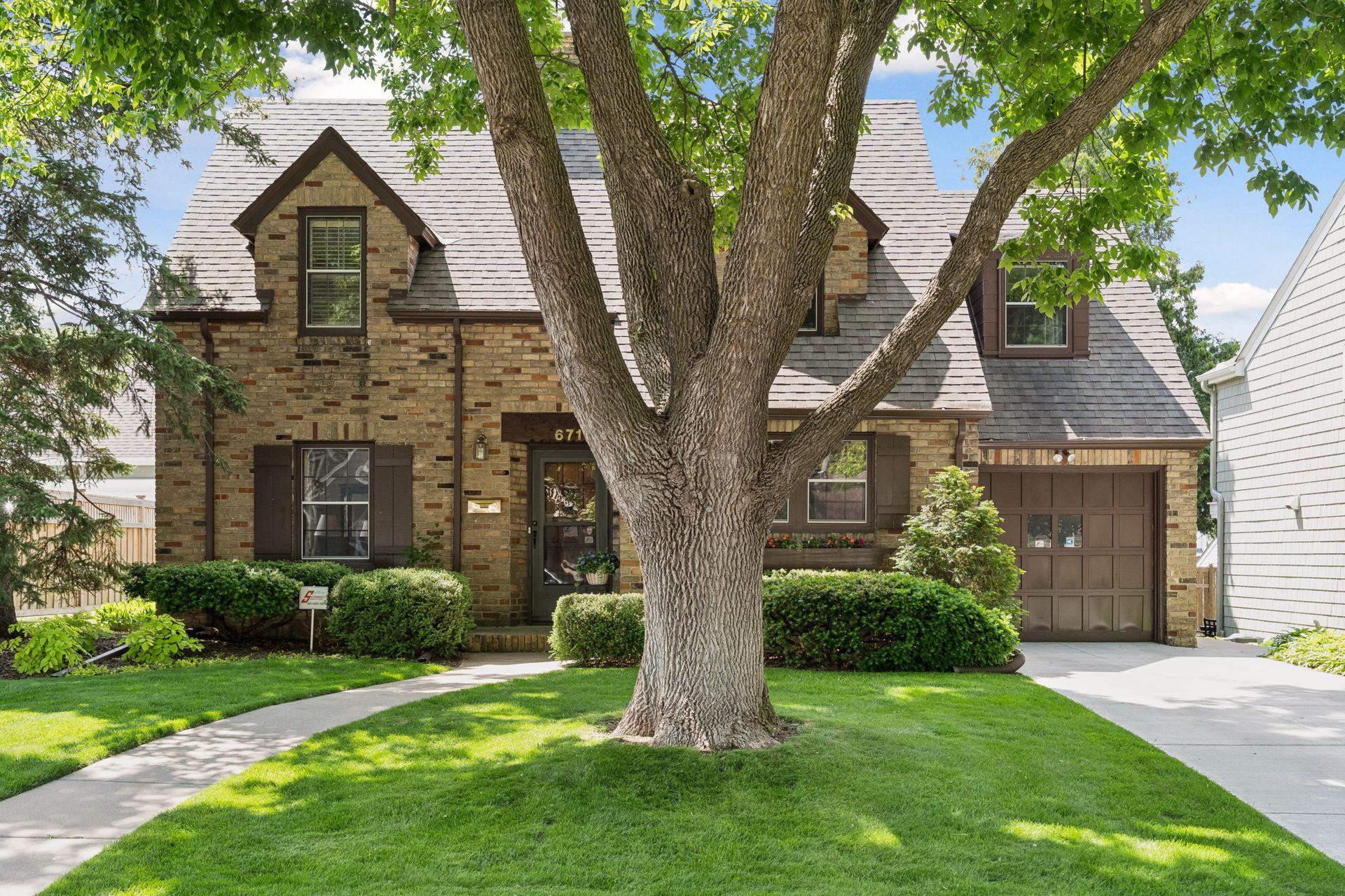 2nd image of 671 Josephine Pl, Saint Paul, MN 55116 | MLS# 7126940