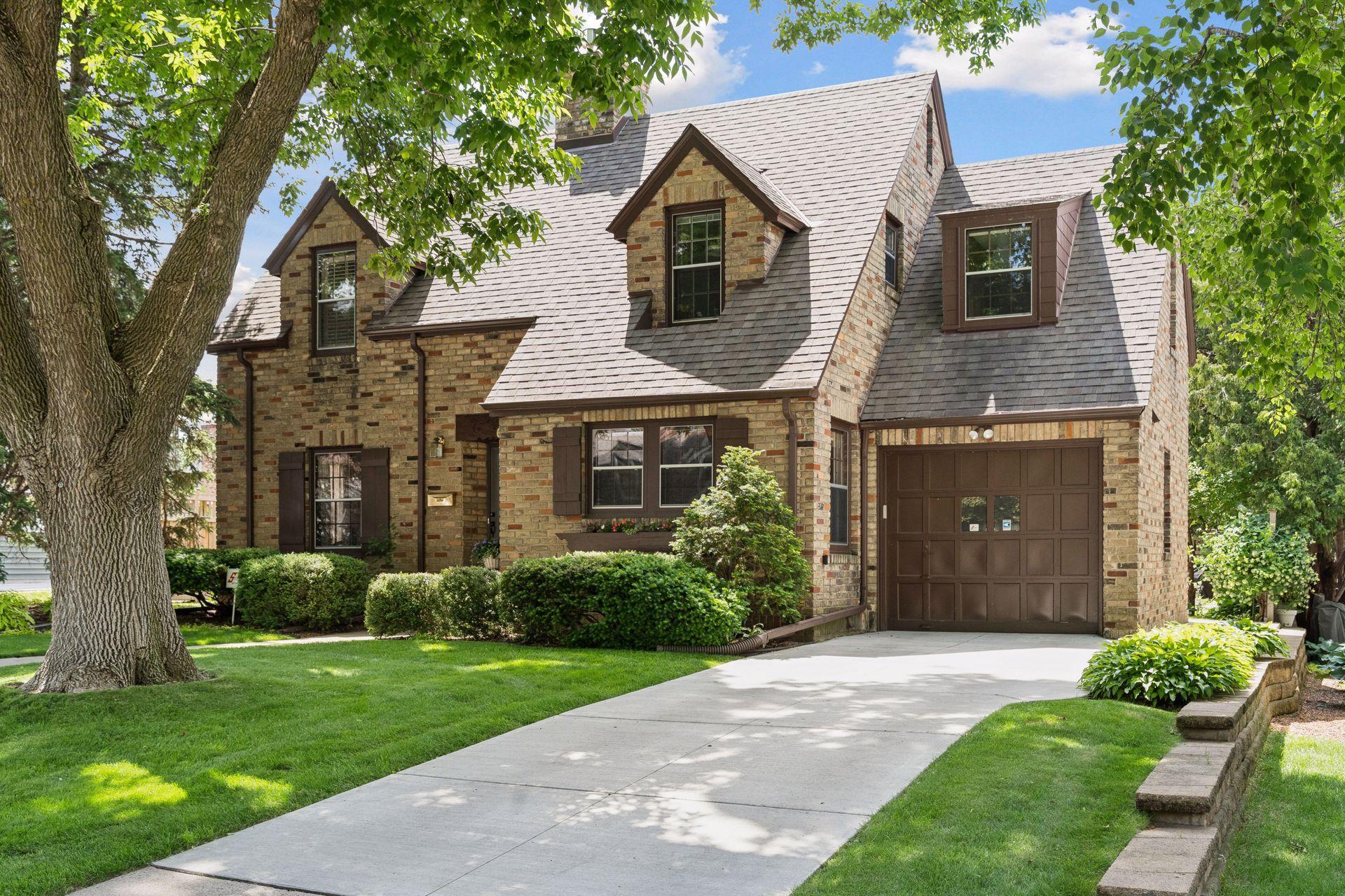 3rd image of 671 Josephine Pl, Saint Paul, MN 55116 | MLS# 7126940