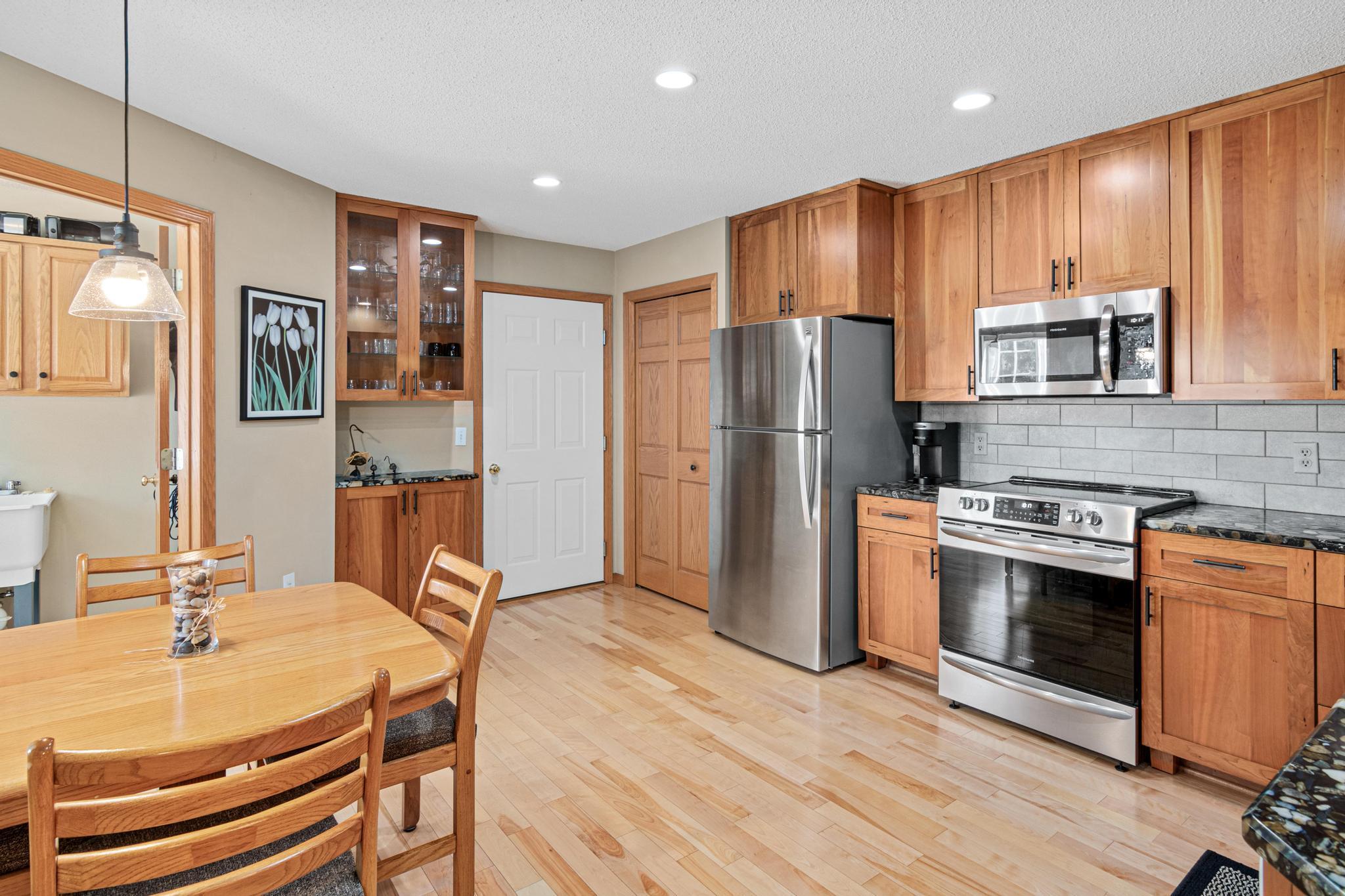 4th image of 9316 Kimberly Ln N, Maple Grove, MN 55311 | MLS# 7126963