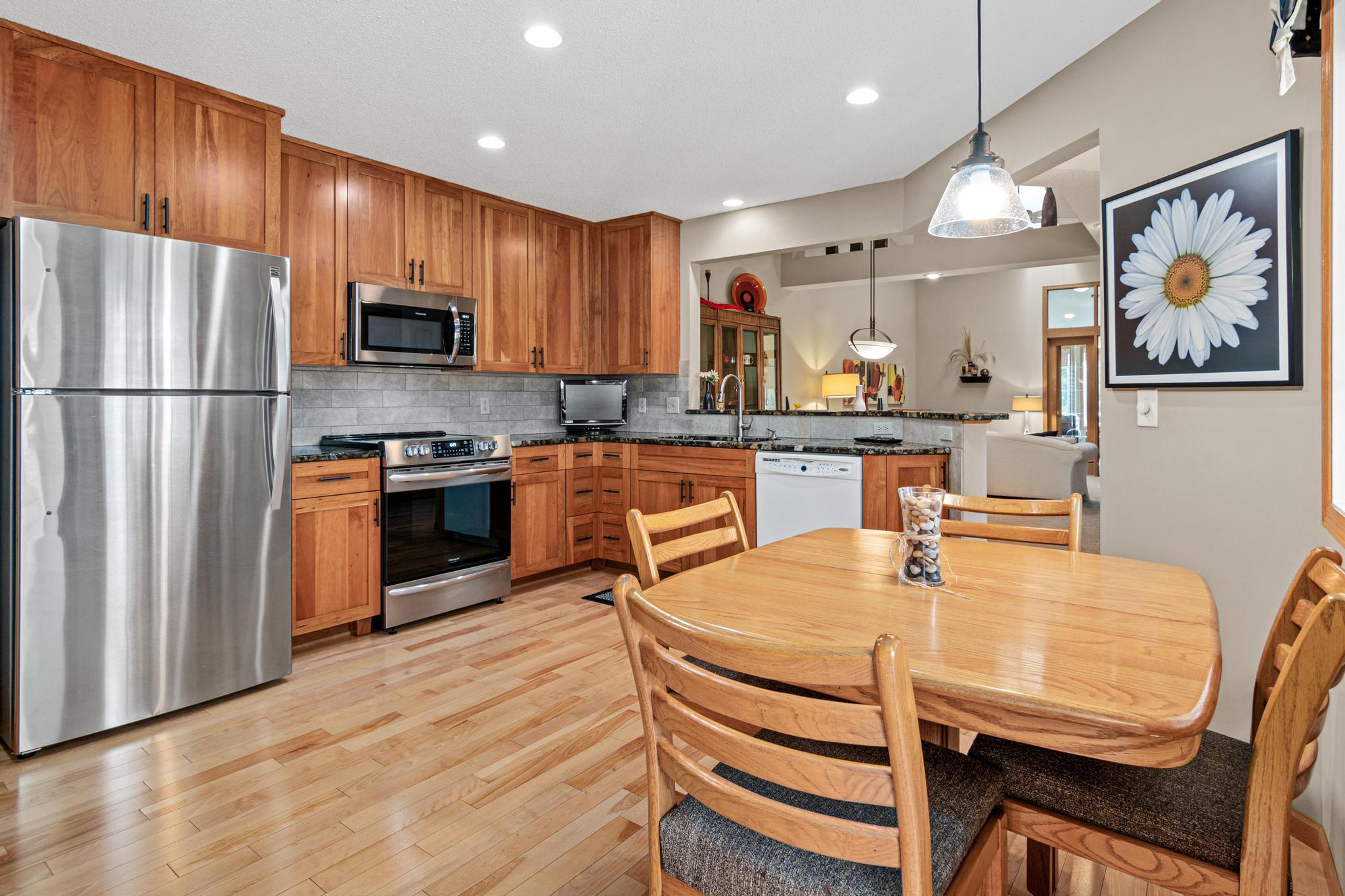 2nd image of 9316 Kimberly Ln N, Maple Grove, MN 55311 | MLS# 7126963
