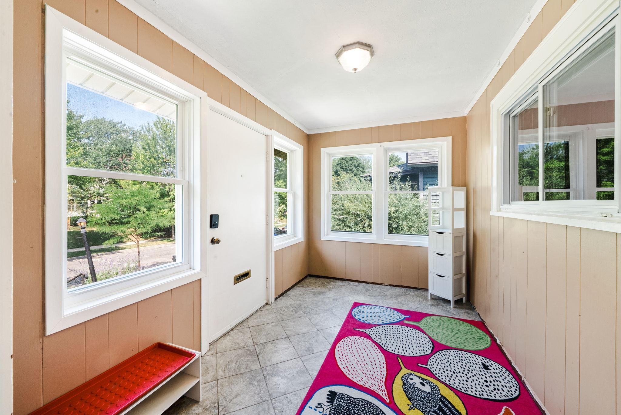 3rd image of 4037 Elliot Ave, Minneapolis, MN 55407 | MLS# 7127060