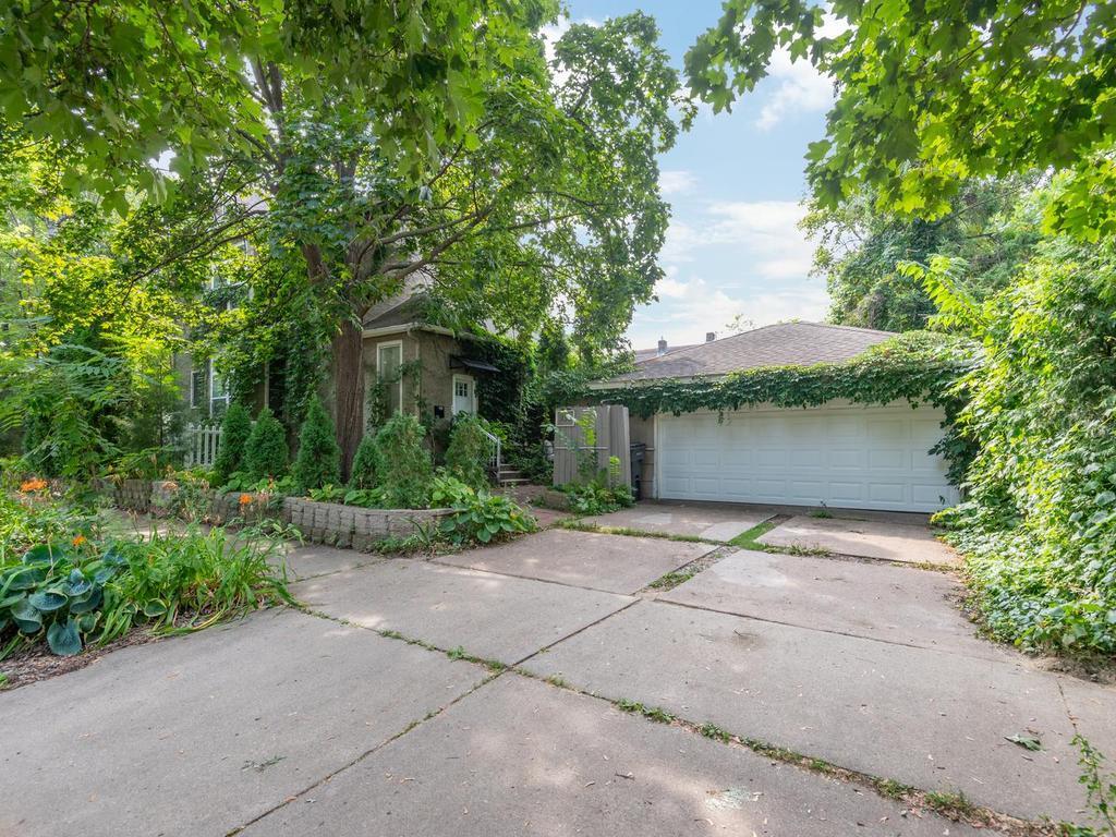 1st image of 936 4th St E, Saint Paul, MN 55106 | MLS# 7127061