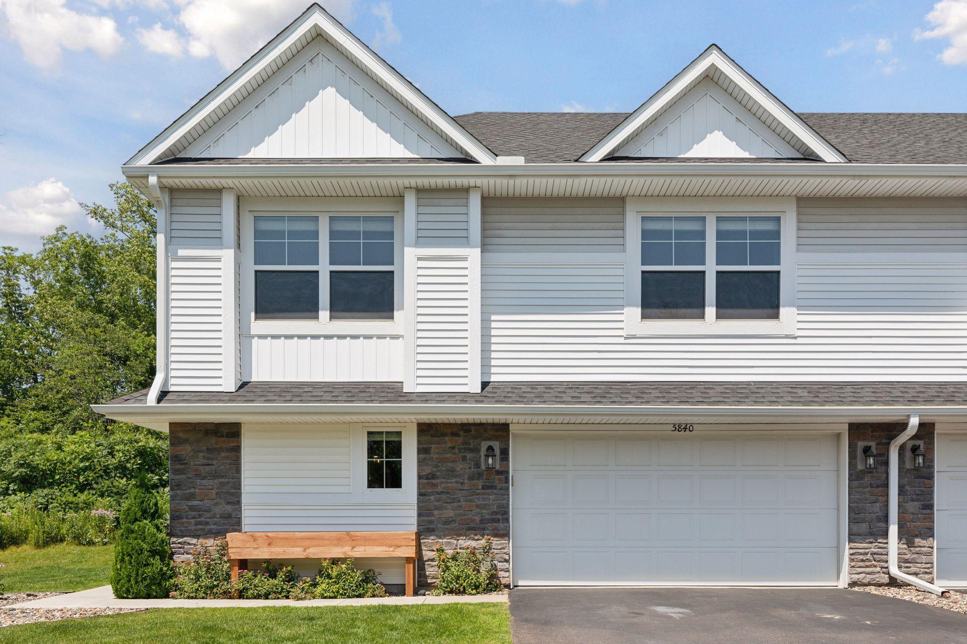 2nd image of 5840 Moonlight Wy Ne, Prior Lake, MN 55372 | MLS# 7127130