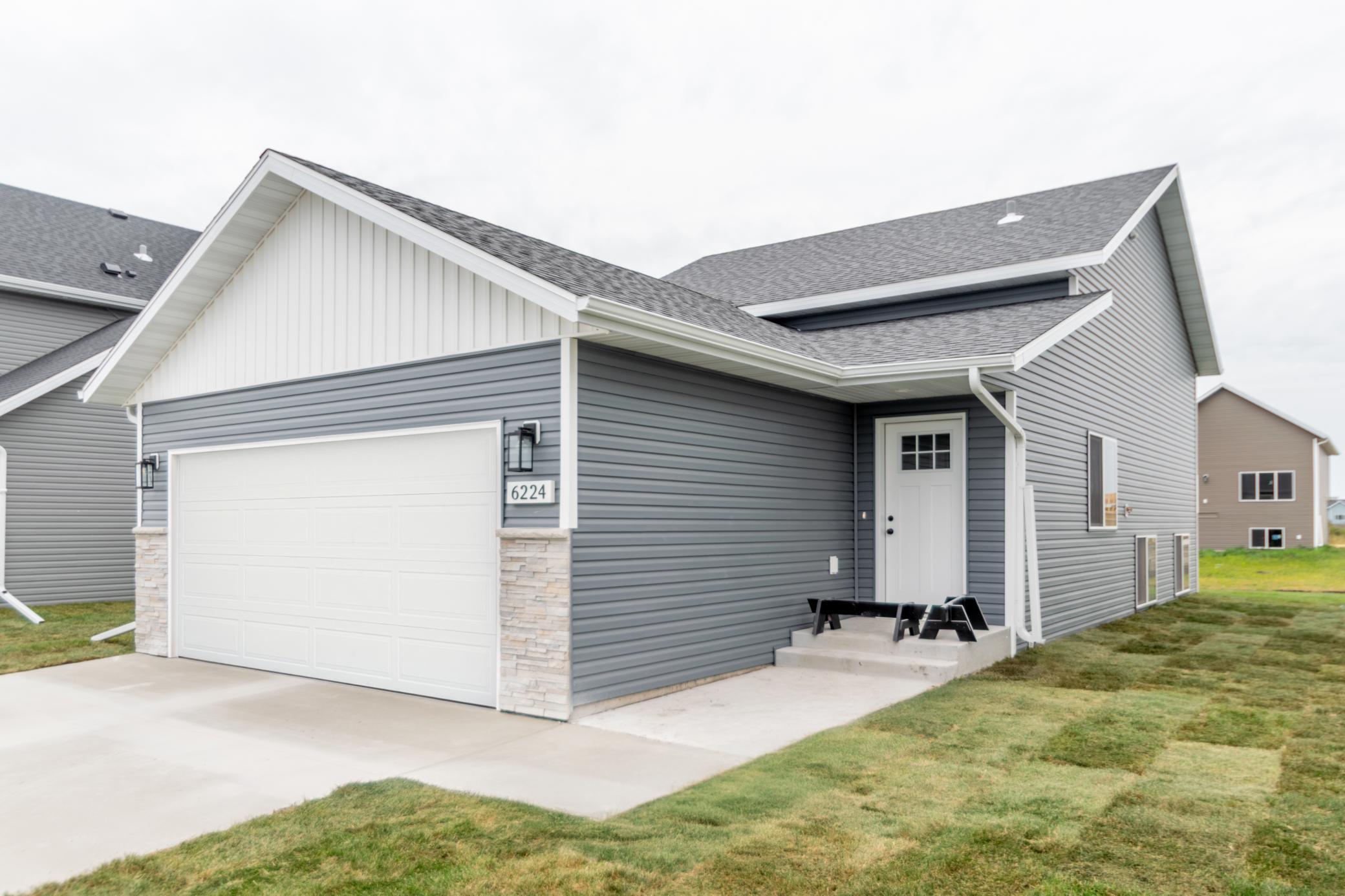 1st image of 6224 86th Ave S, Horace, ND 58047 | MLS# 7127150