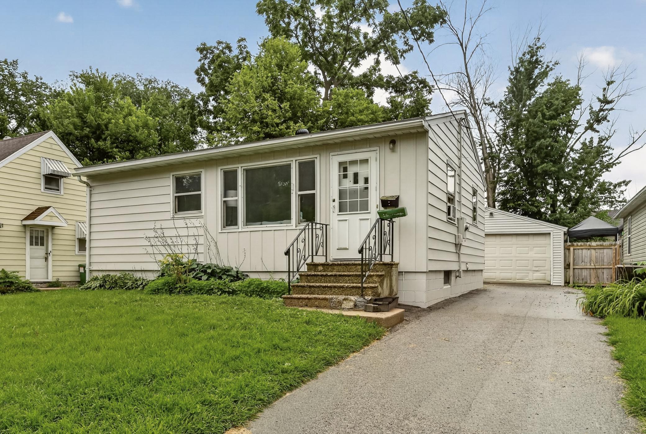 1st image of 1520 5th St Ne, Rochester, MN 55906 | MLS# 7127174