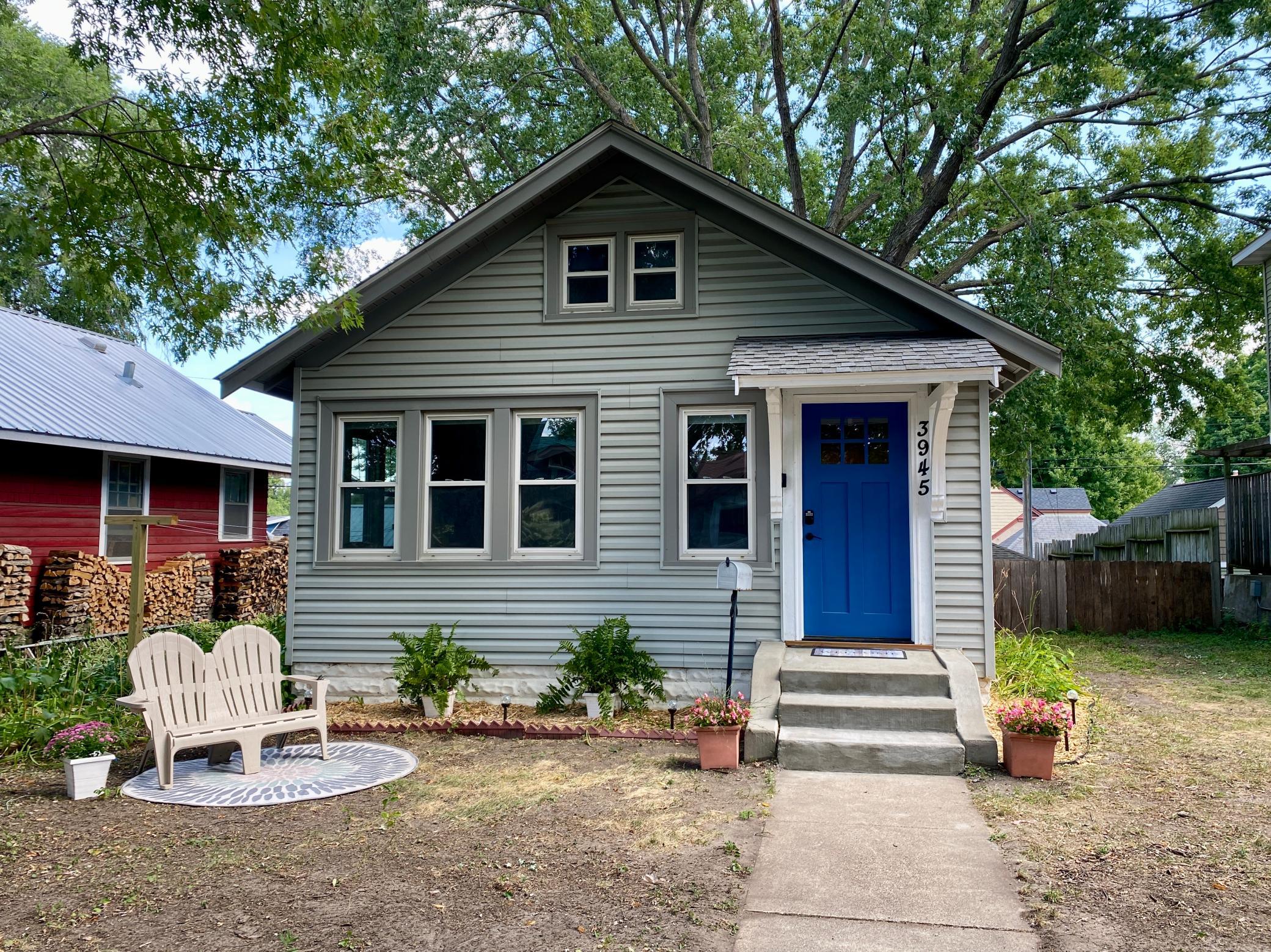 1st image of 3945 23rd Ave S, Minneapolis, MN 55407 | MLS# 7127182