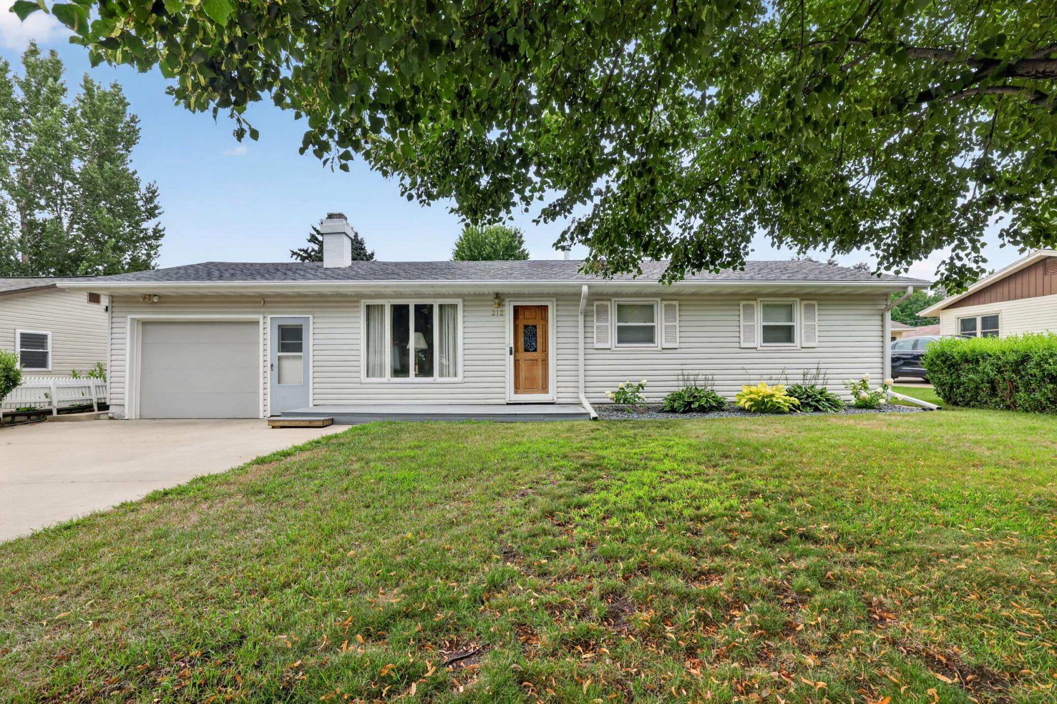 2nd image of 212 2nd St Nw, Byron, MN 55920 | MLS# 7127193