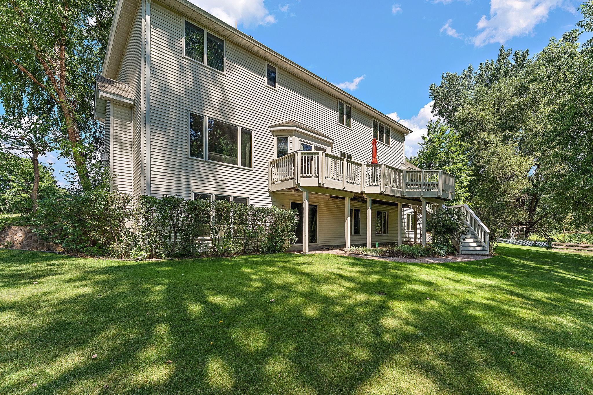 4th image of 1401 Larkspur Ct, Saint Paul, MN 55129 | MLS# 7127254