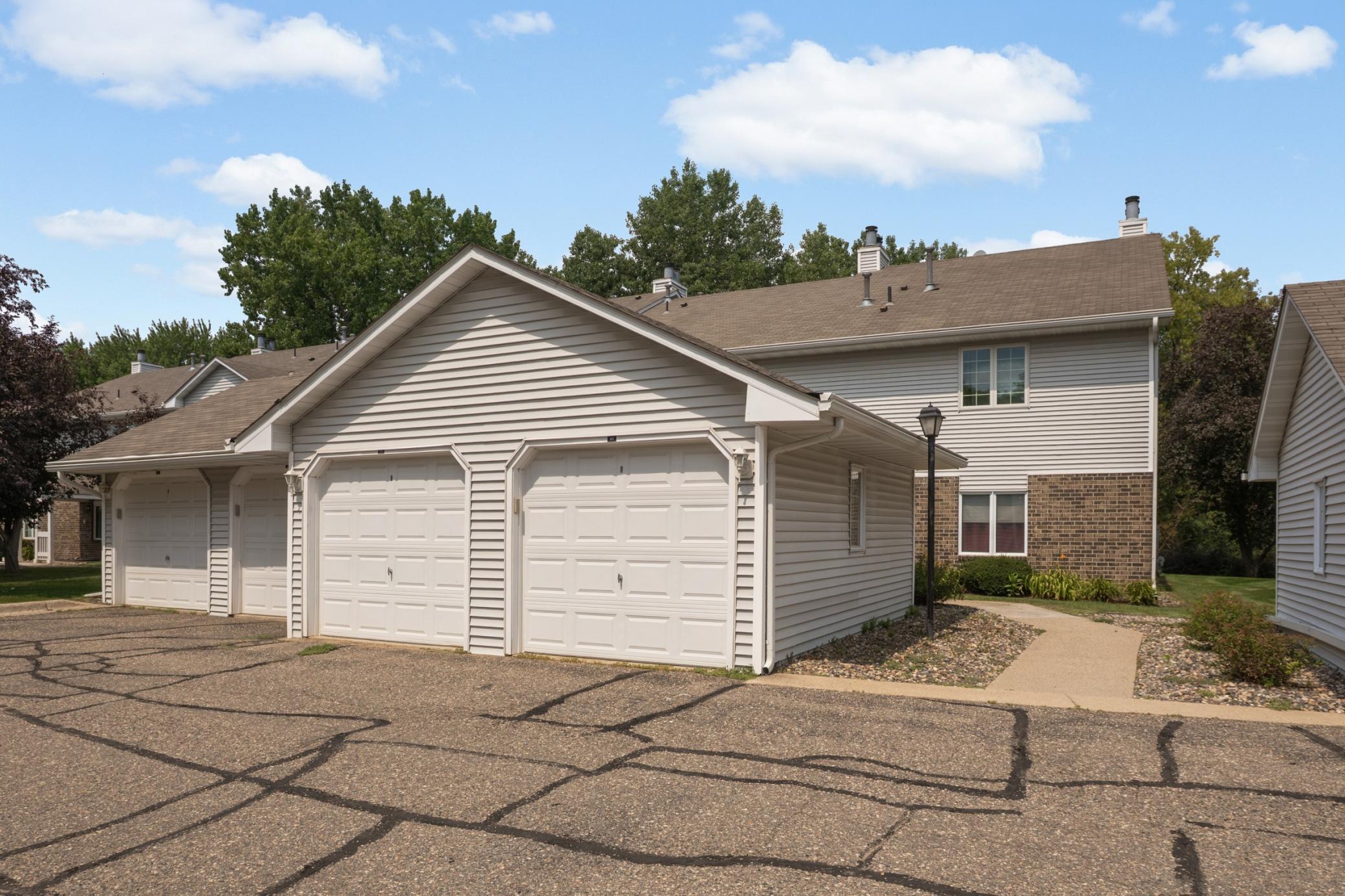4th image of 3575 Blue Jay Wy, Eagan, MN 55123