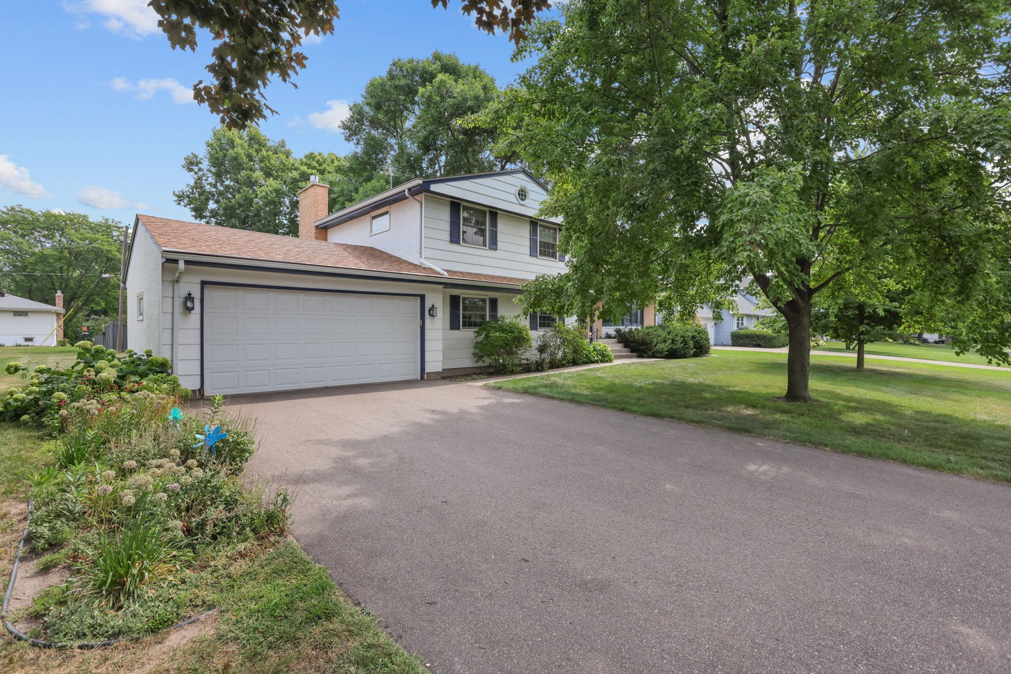 1st image of 413 Rice Creek Blvd Ne, Minneapolis, MN 55432 | MLS# 7127305