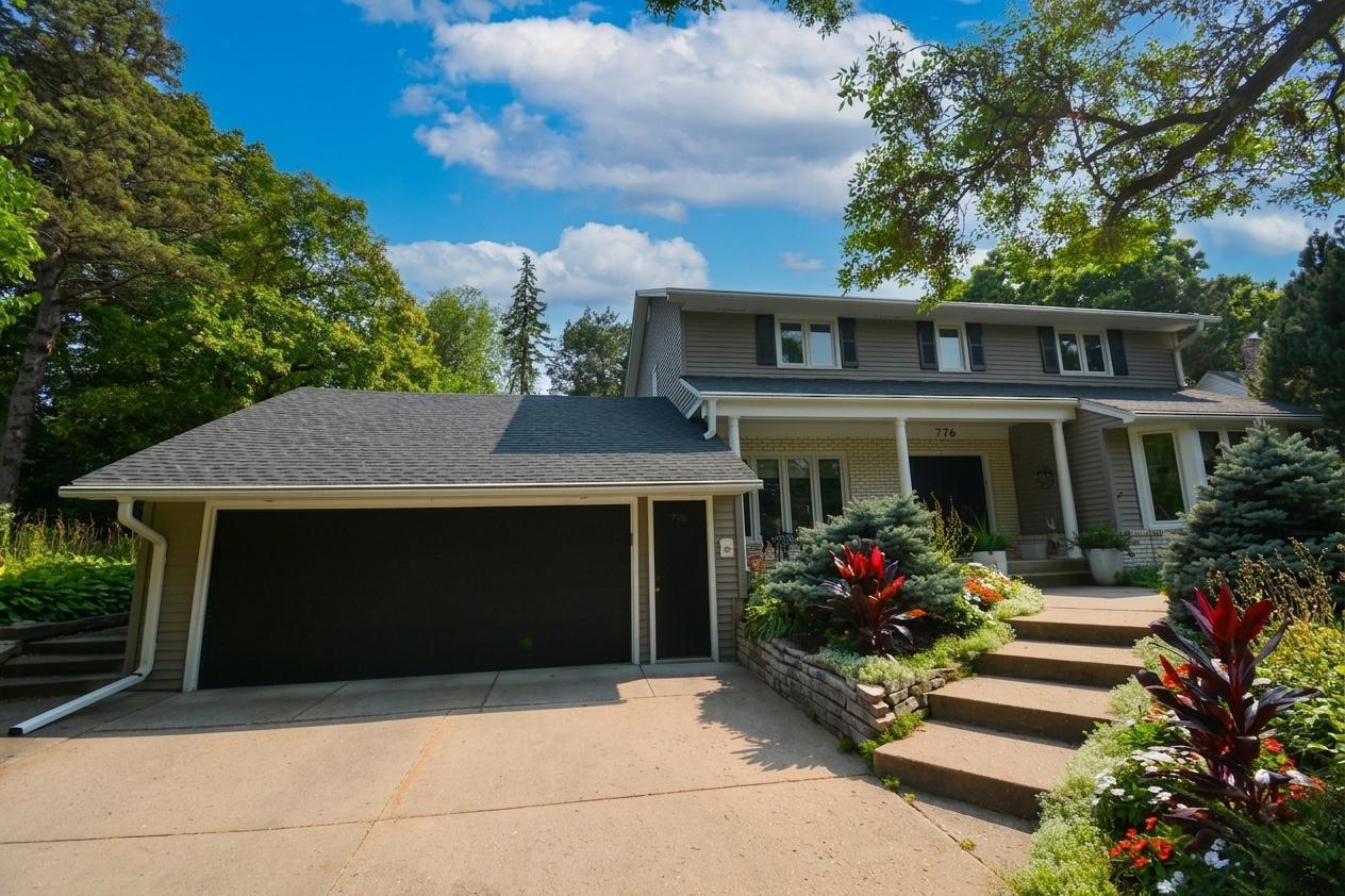 1st image of 776 Upper Colonial Dr, Saint Paul, MN 55118 | MLS# 7127308