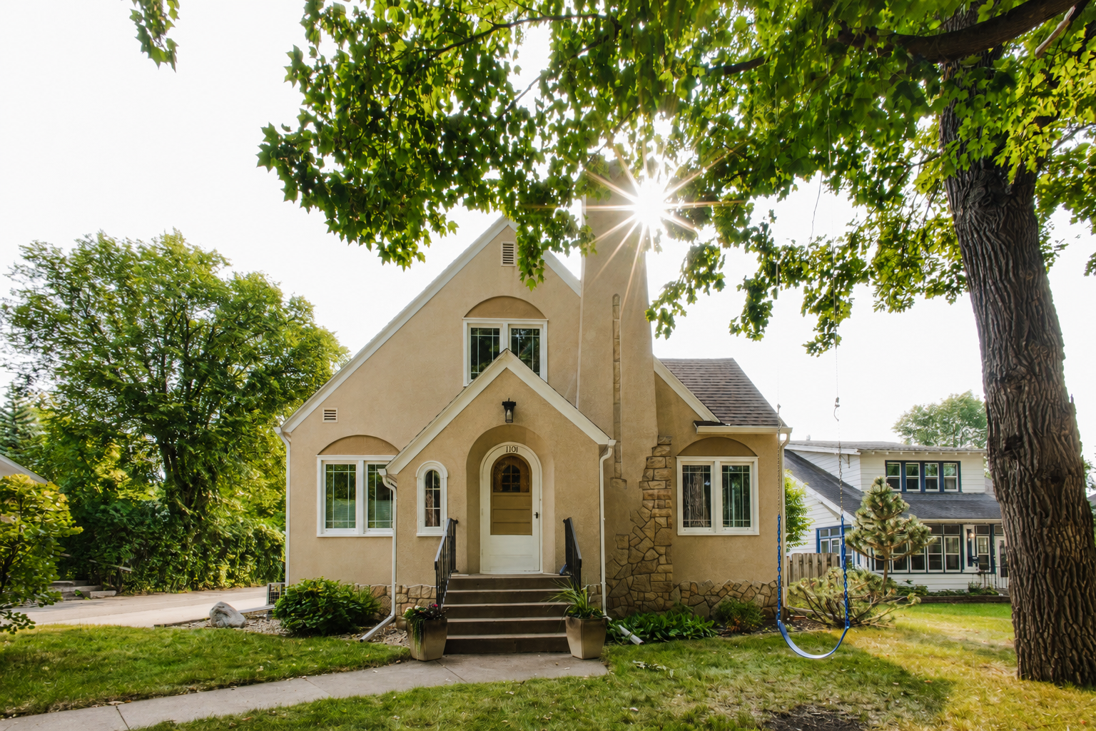 1st image of 1101 Summit Ave, Detroit Lakes, MN 56501 | MLS# 7127324
