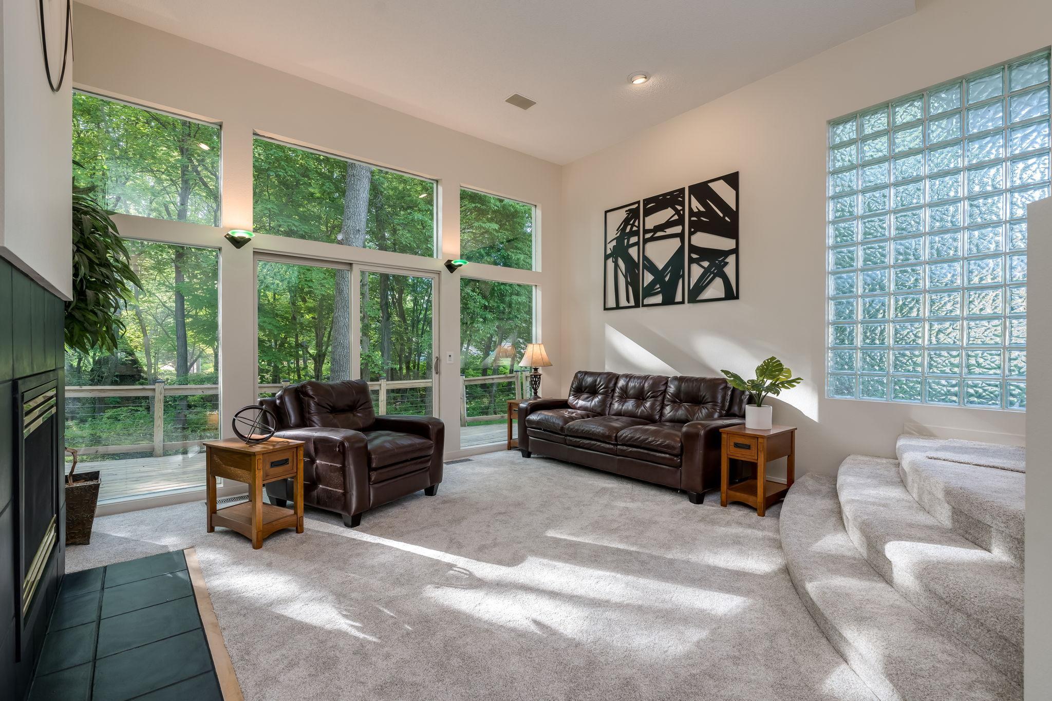 3rd image of 317 Meadow Woods Dr, Mankato, MN 56001 | MLS# 7127355