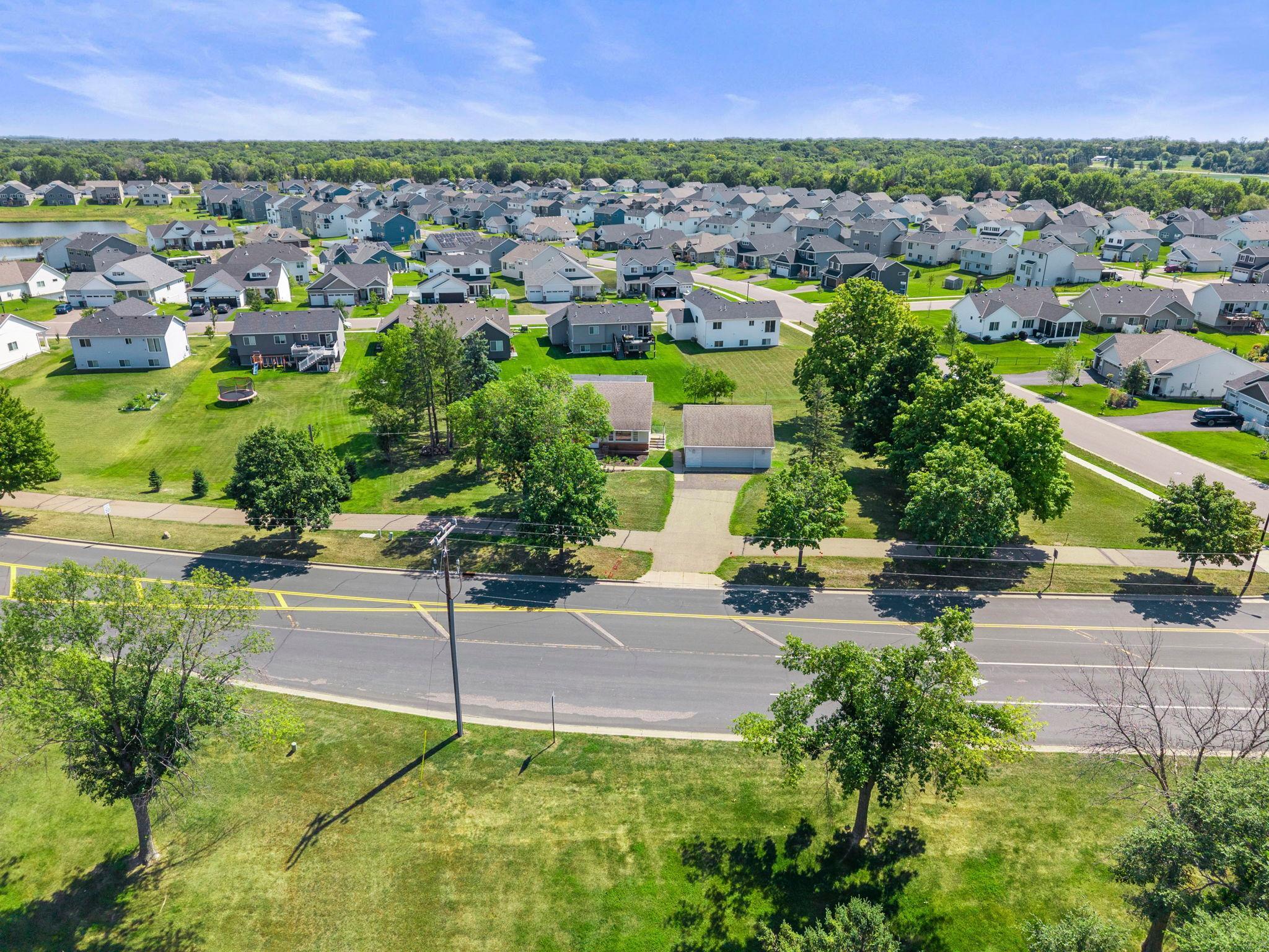 3rd image of 527 River Rd Ne, Hanover, MN 55341 | MLS# 7127358