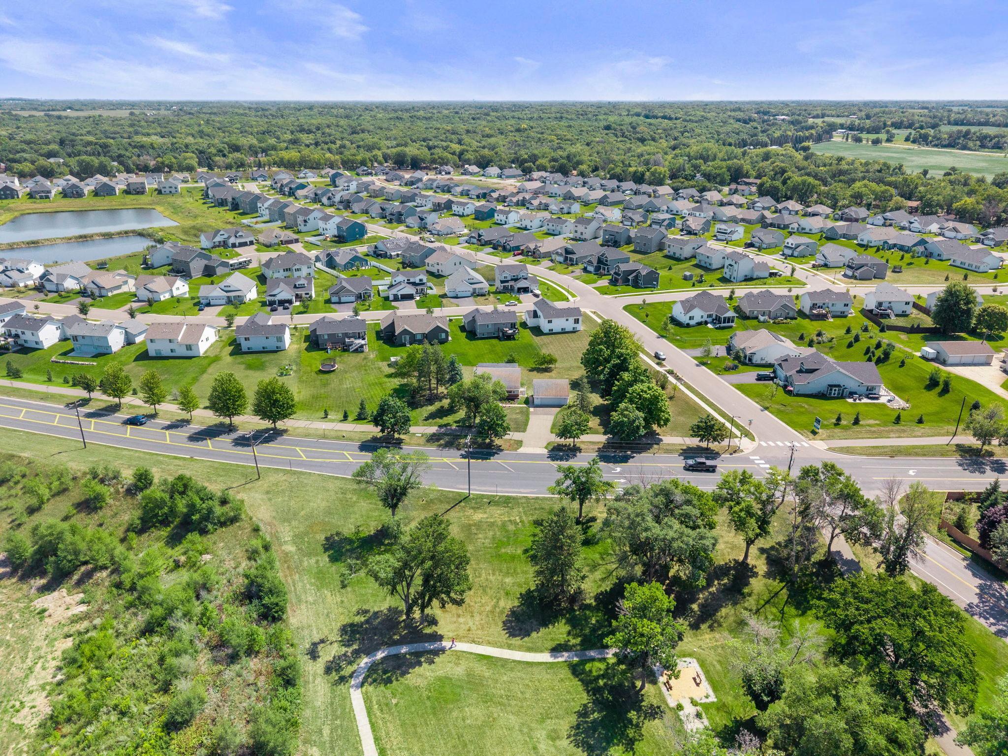 4th image of 527 River Rd Ne, Hanover, MN 55341 | MLS# 7127358