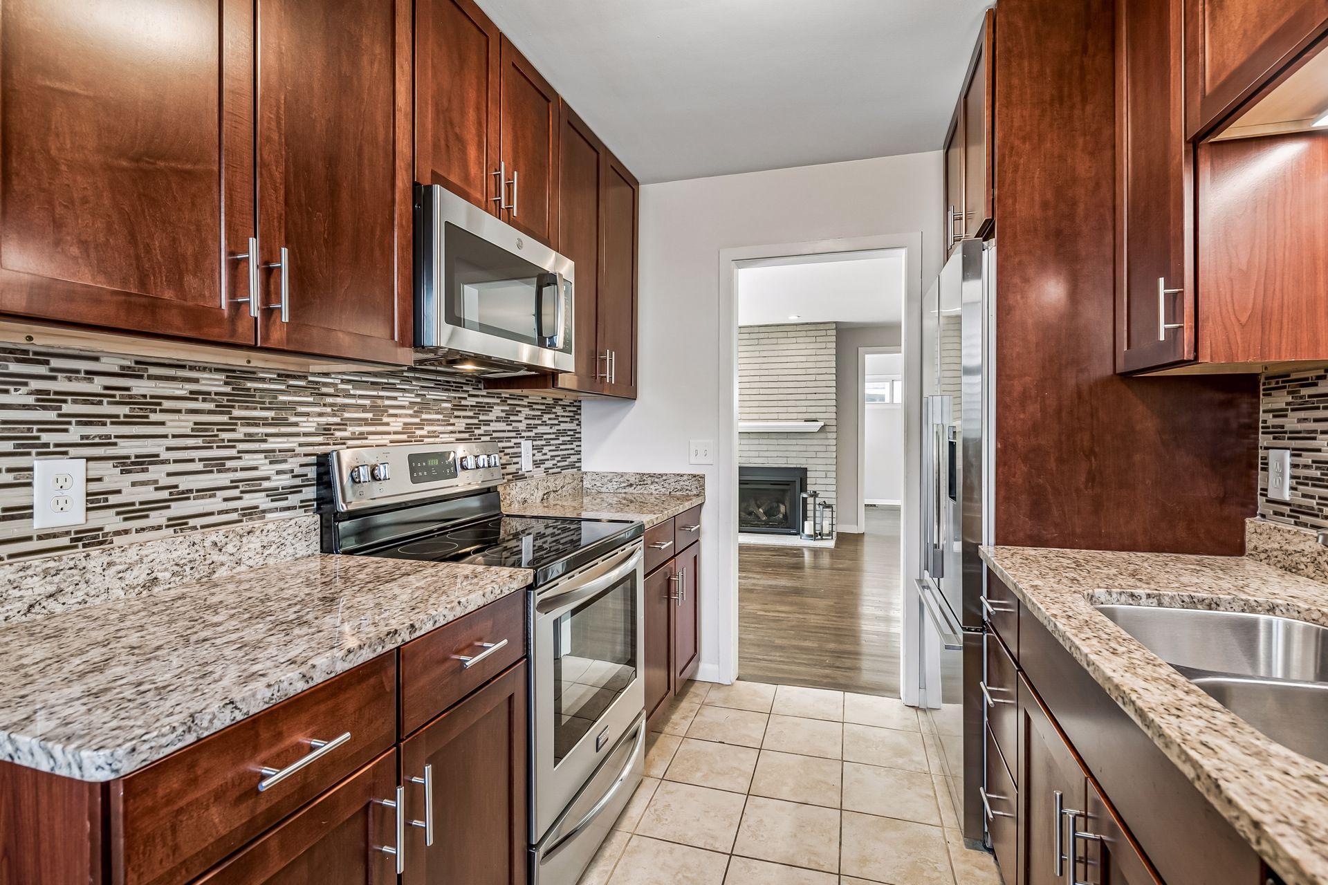 5th image of 5900 Queen Ave S, Minneapolis, MN 55410 | MLS# 7127360