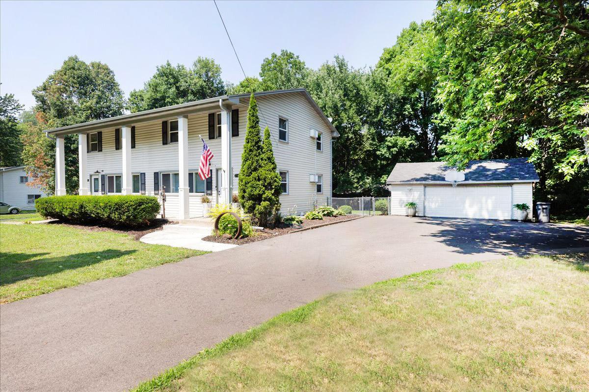 1st image of 25640 Wild Rose Ln, Excelsior, MN 55331 | MLS# 7127386