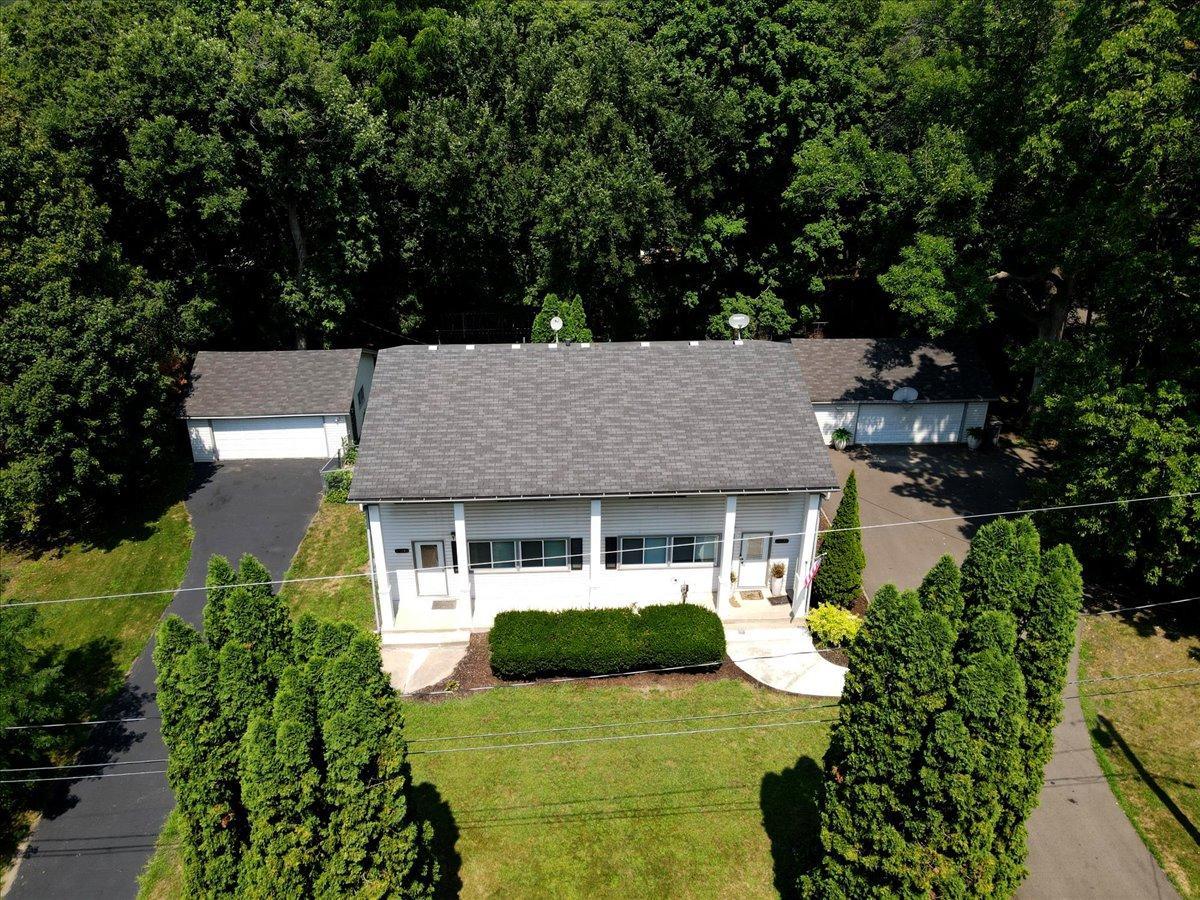 2nd image of 25640 Wild Rose Ln, Excelsior, MN 55331 | MLS# 7127386