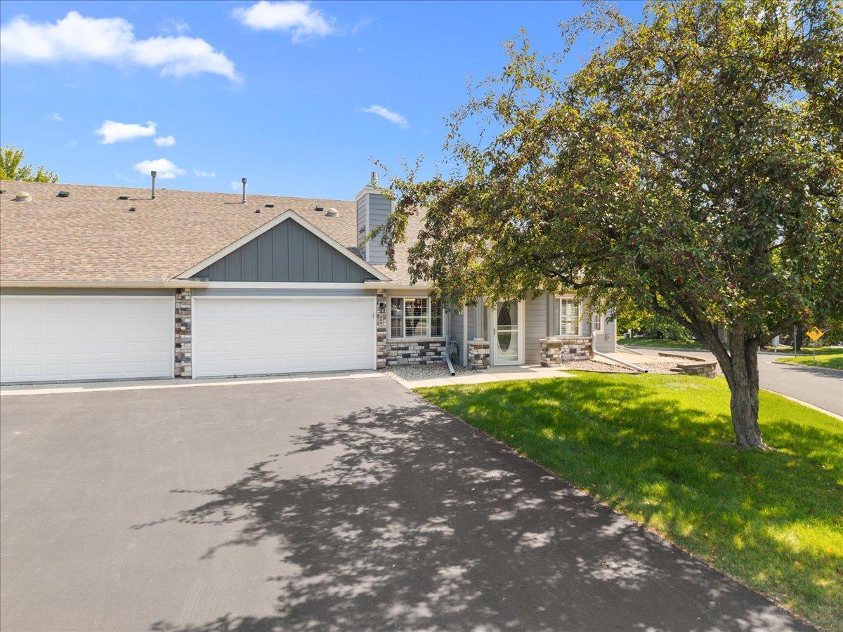 2nd image of 9961 Tamarack Cvs, Saint Paul, MN 55125 | MLS# 7127387