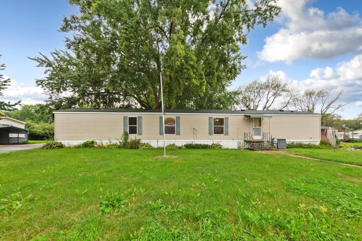 2nd image of 101 Jaybee Ln, Mankato, MN 56001 | MLS# 7127473