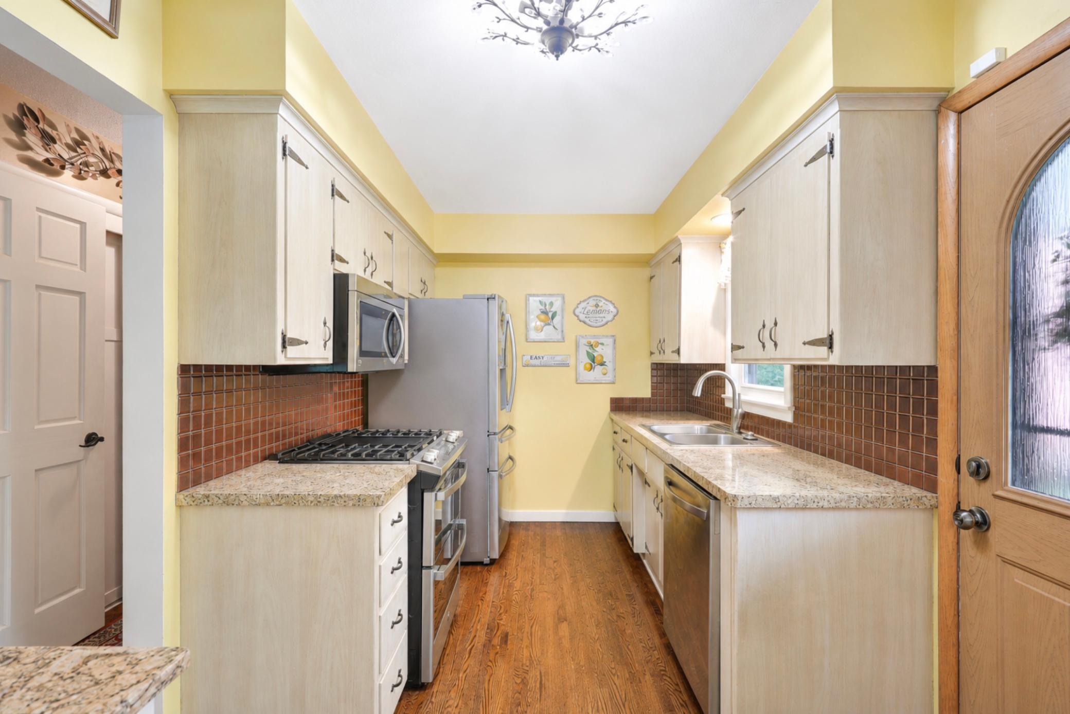 3rd image of 1123 43 1/2 Ave Ne, Minneapolis, MN 55421 | MLS# 7127496