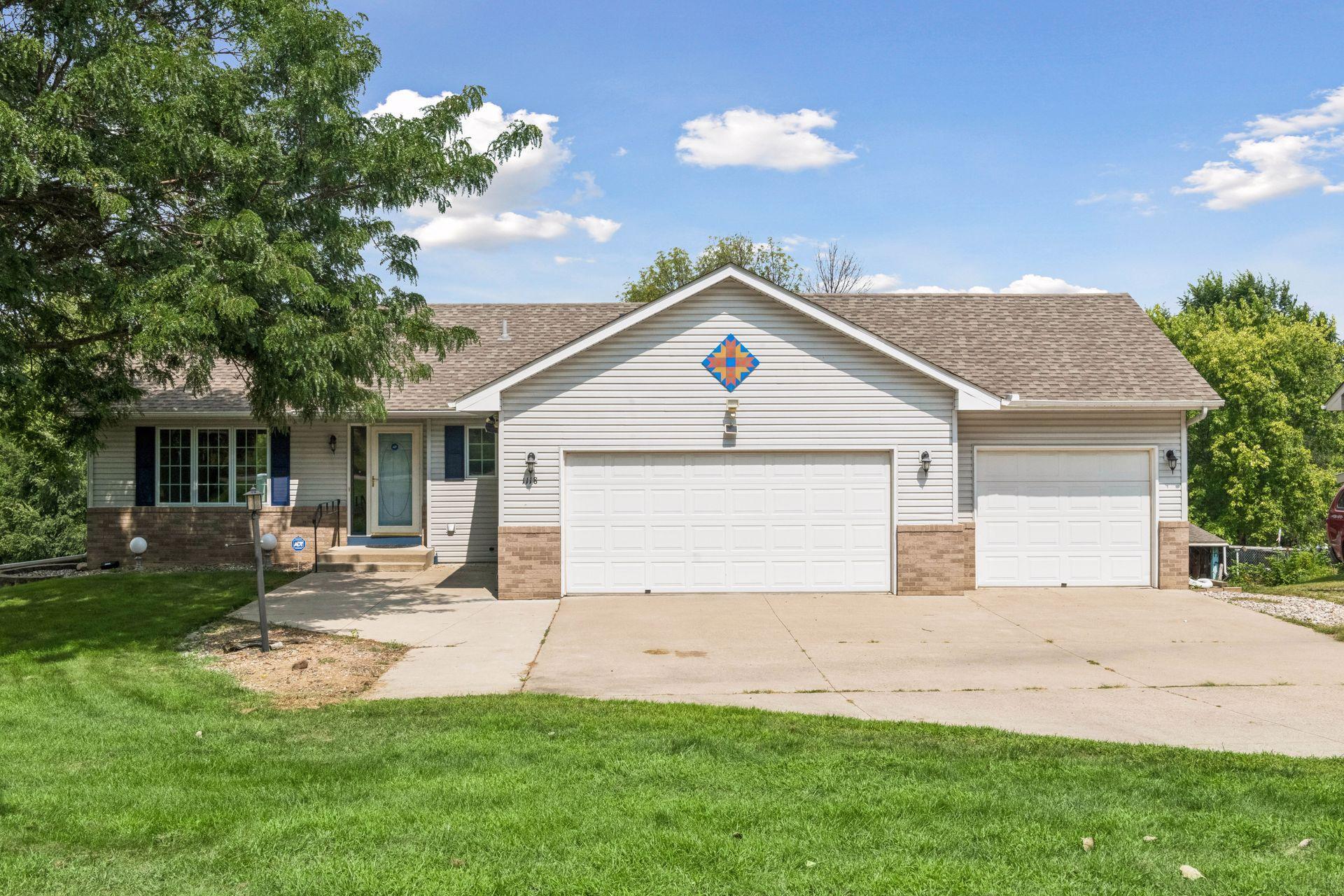 1st image of 1118 W State St, Belle Plaine, MN 56011 | MLS# 7127508