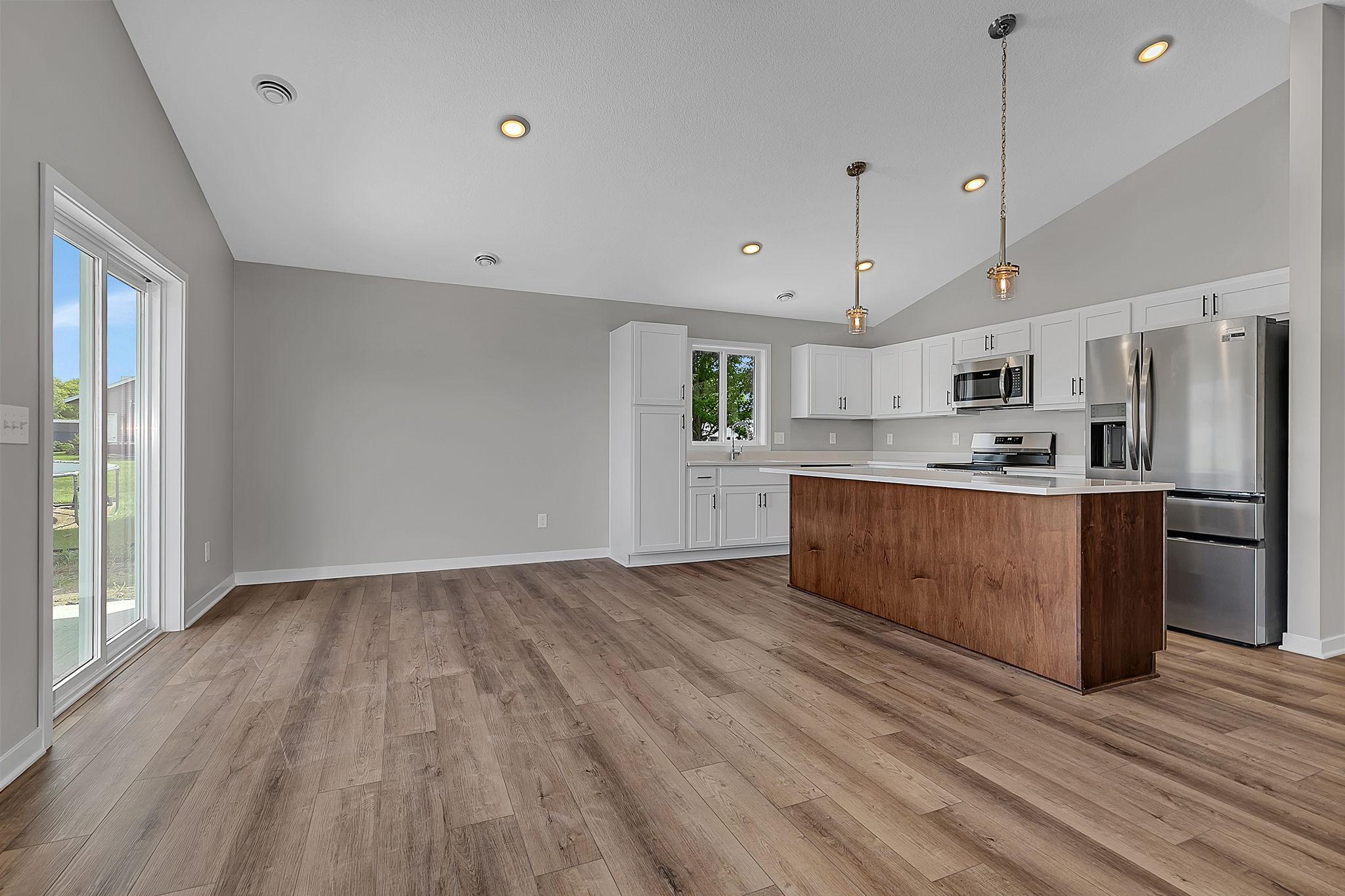 4th image of 910 13Th Ave Ne, Saint Joseph, MN 56374 | MLS# 7127610