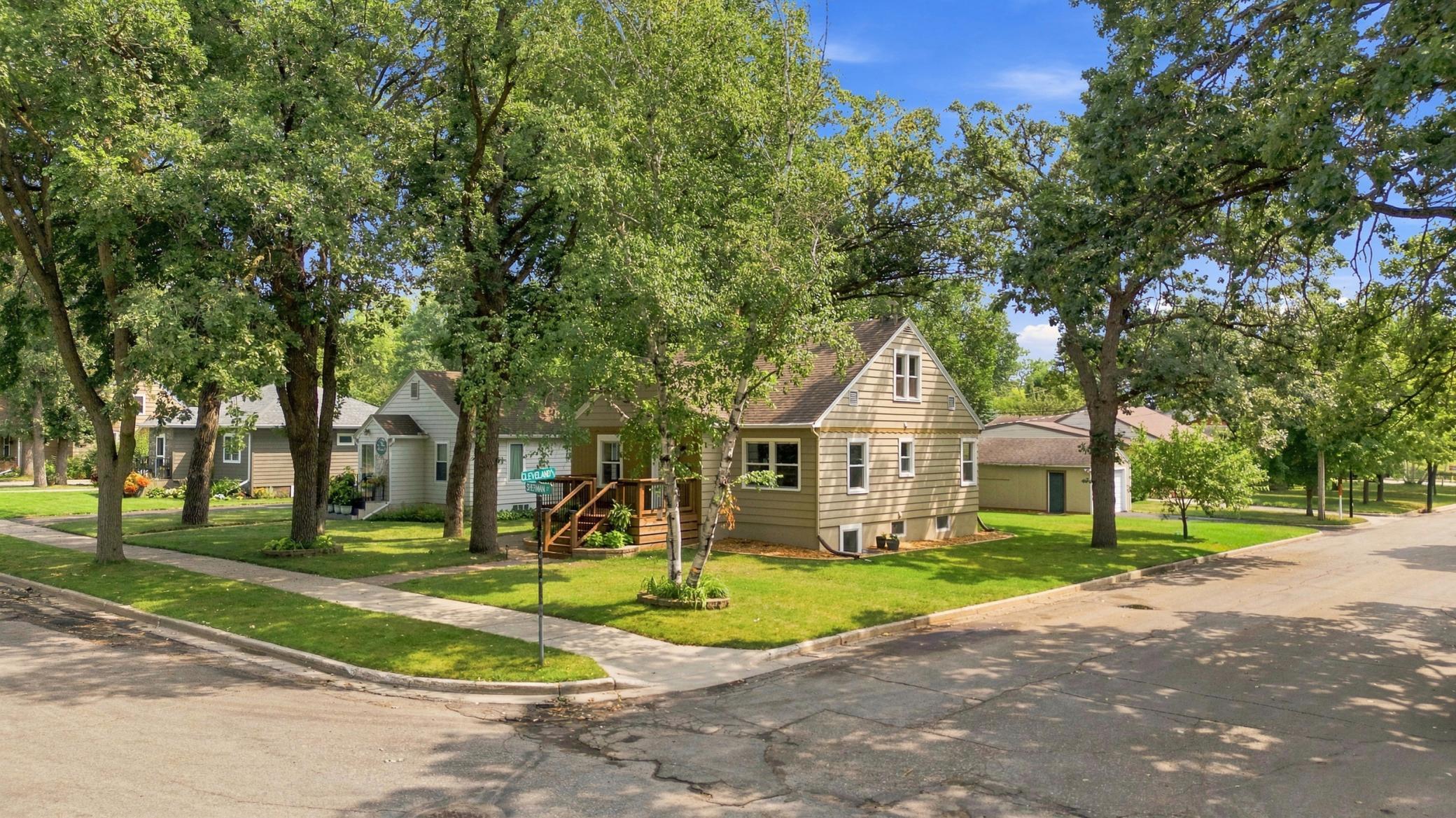 29th image of 323 Sherman St, Detroit Lakes, MN 56501 | MLS# 7127626