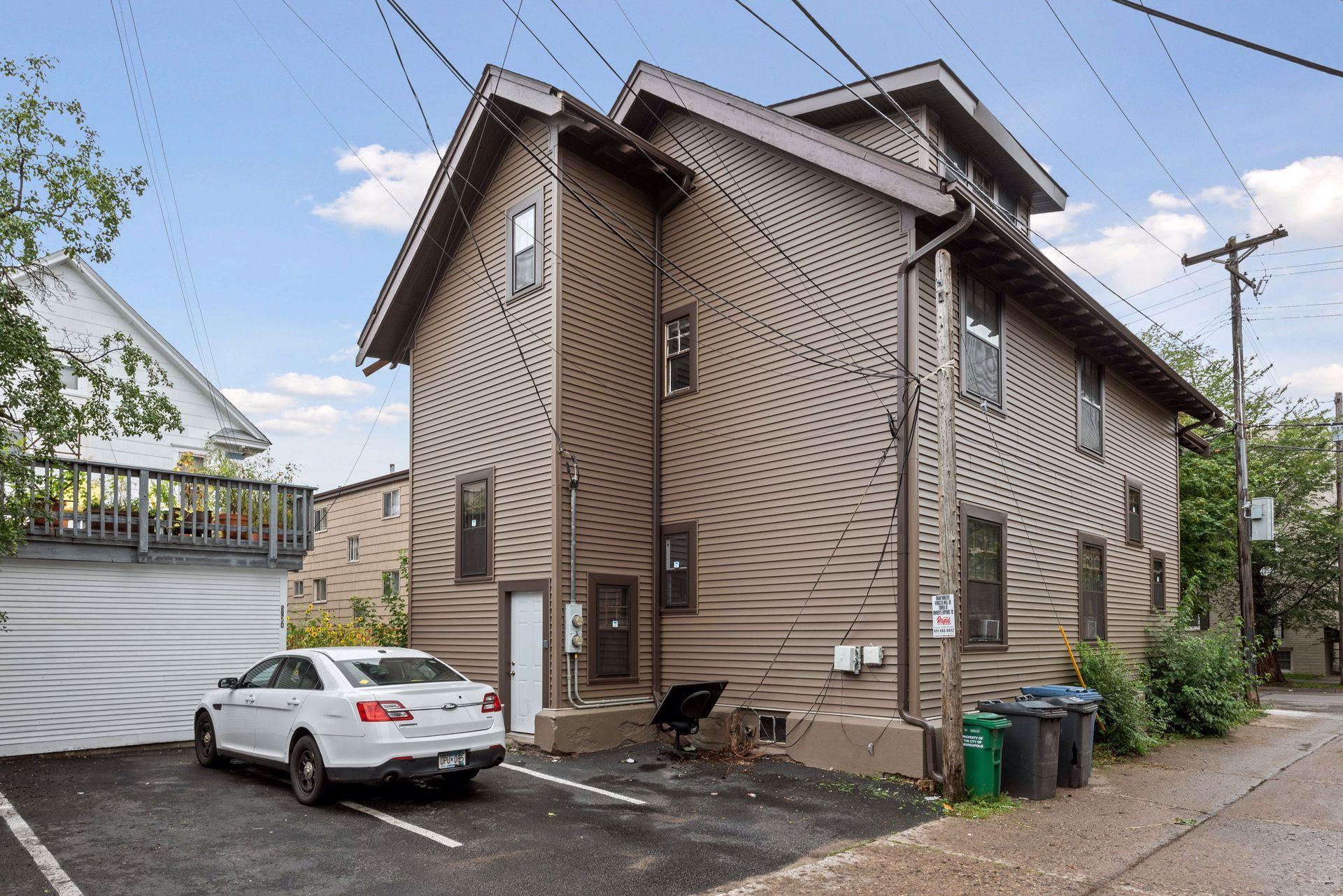 17th image of 1108 W 28th St, Minneapolis, MN 55408 | MLS# 7127635