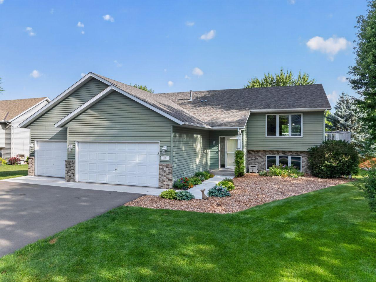 1st image of 501 Carter Dr, Northfield, MN 55057 | MLS# 7127655