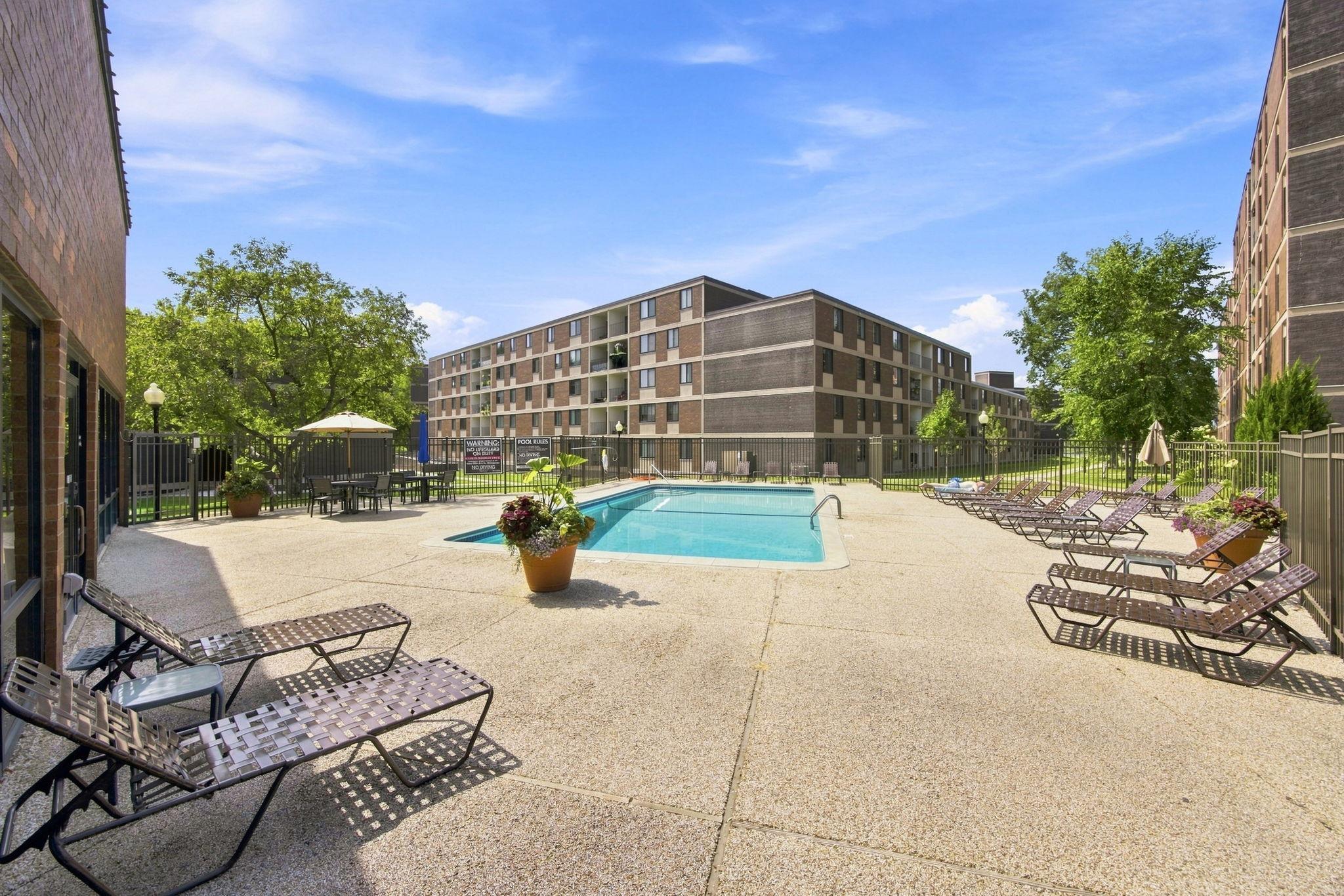 2nd image of 7200 York Ave S #314, Edina, MN 55435 | MLS# 7127683